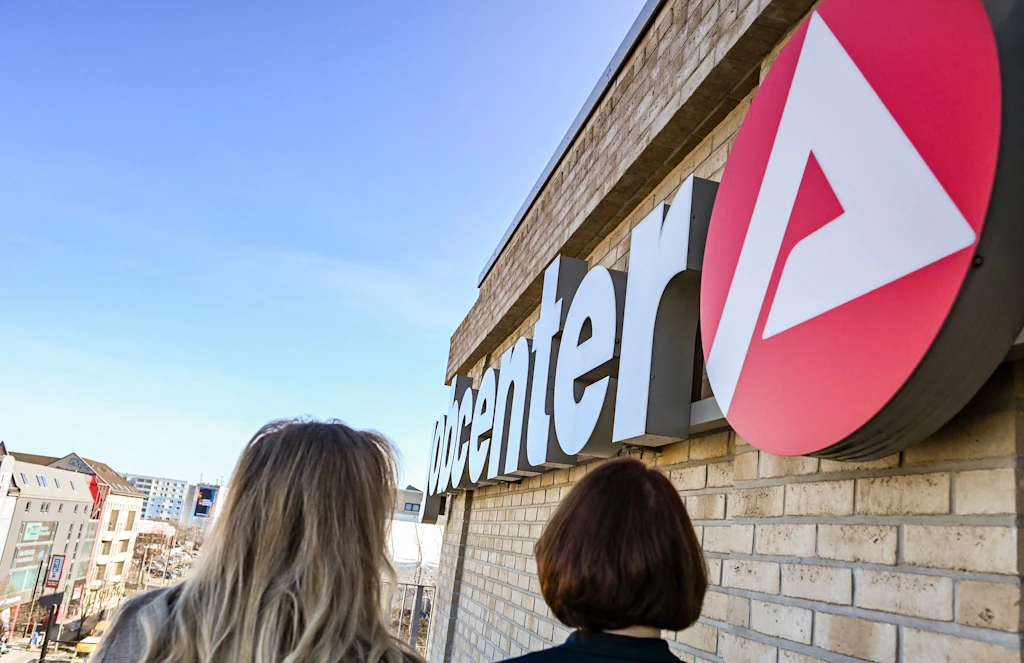 Studie: Langzeitarbeitslose beurteilen die Arbeit der Jobcenter