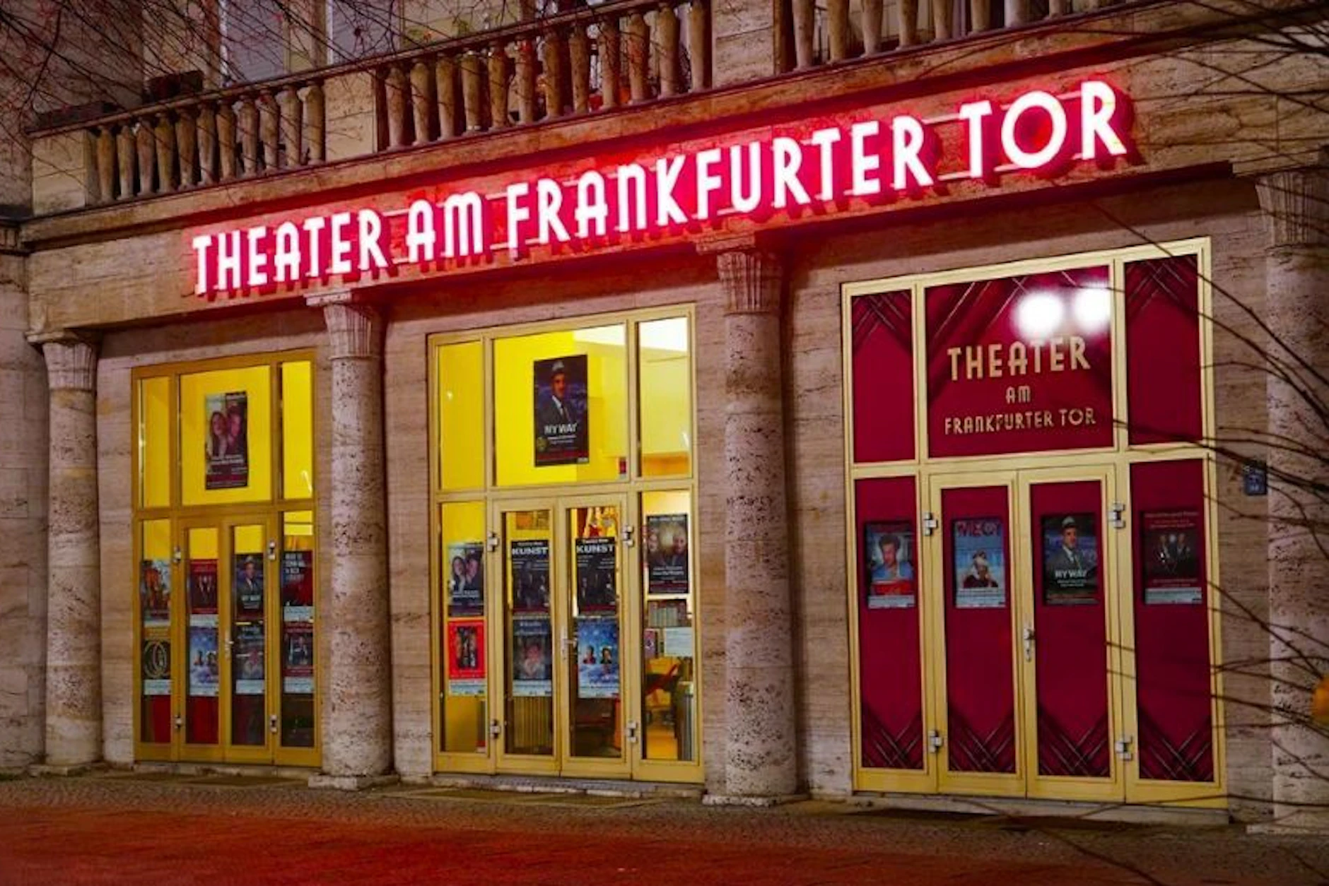 Anspruchsvoll im Programm, liebenswürdig im Ton: Das Theater am Frankfurter Tor steht für hochwertige Unterhaltung mit persönlicher Atmosphäre.