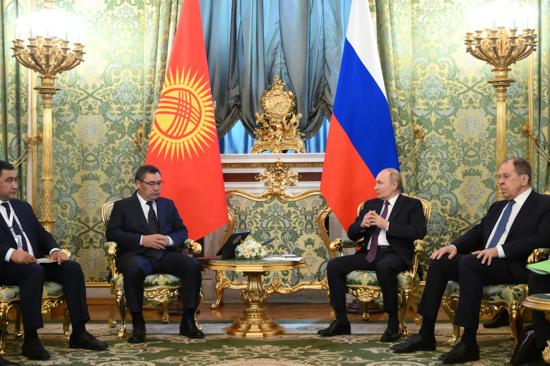 Abkehr vom Dollar? Kirgistan setzt auf Brics Pay als Alternative im internationalen Zahlungsverkehr.