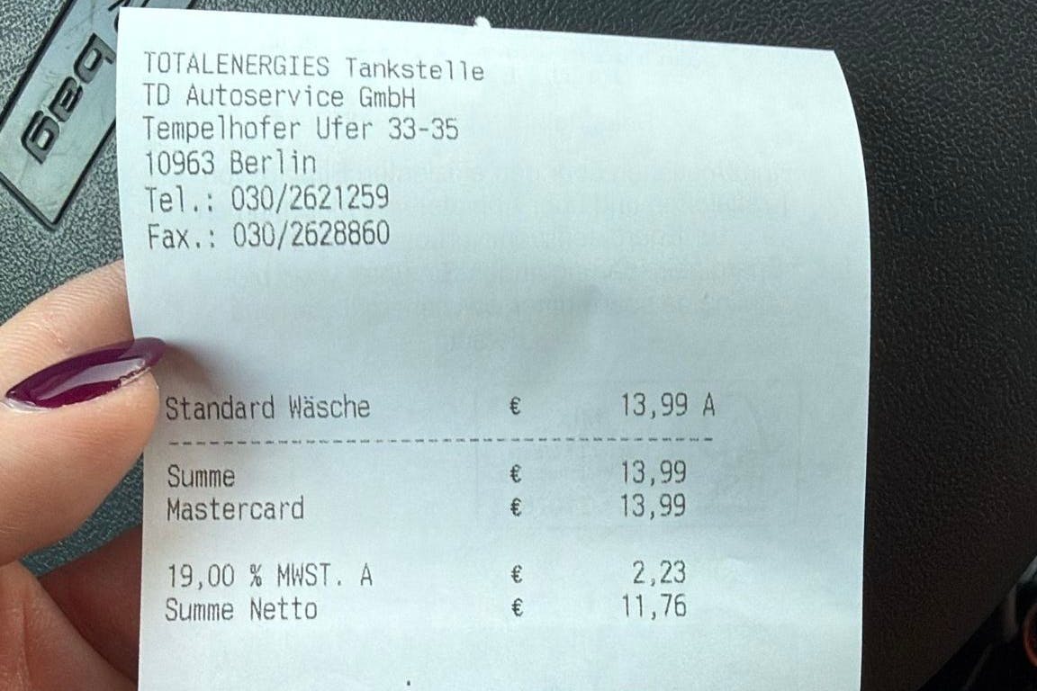Der Beleg für eine Standardwäsche an einer Kreuzberger Tankstelle von KURIER-Redakteurin Mariella Mandurino vom 22. Januar 2026.