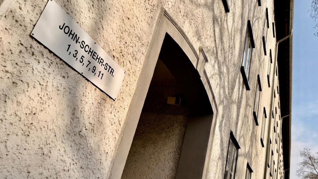 Eingang zur Häusersiedlung in Pankow