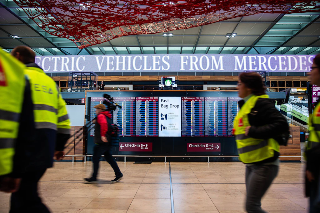 Nichts geht mehr: Flughafen BER wird bestreikt