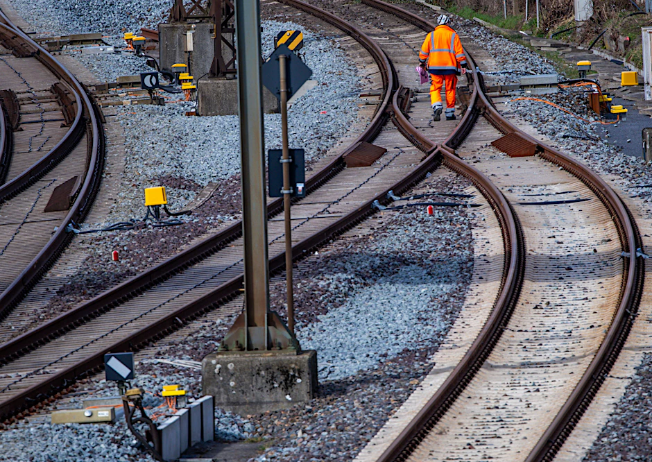 Die Bundesregierung nahm 2025 neue Schulden für die Infrastruktur auf.