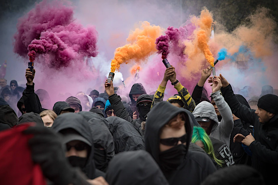 Linksautonome demonstrieren in Berlin.