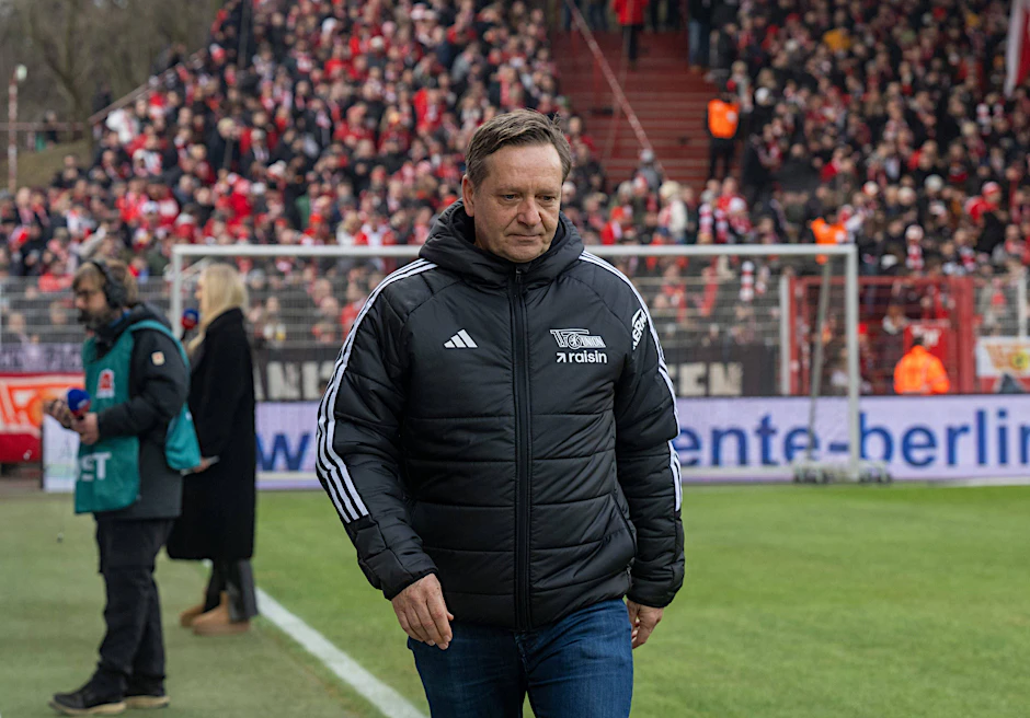 Horst Heldt sieht dem Gastspiel des 1. FC Union Berlin mit einem unguten Gefühl entgegen.