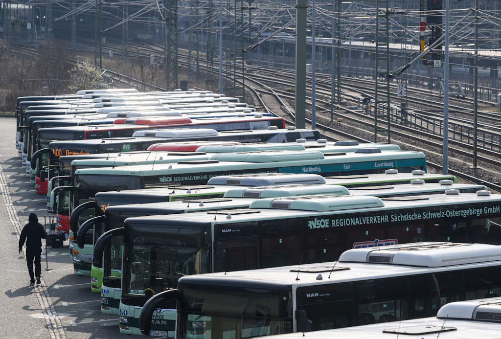 Warnstreik legt Nahverkehr in Sachsens Toptourismusregion lahm