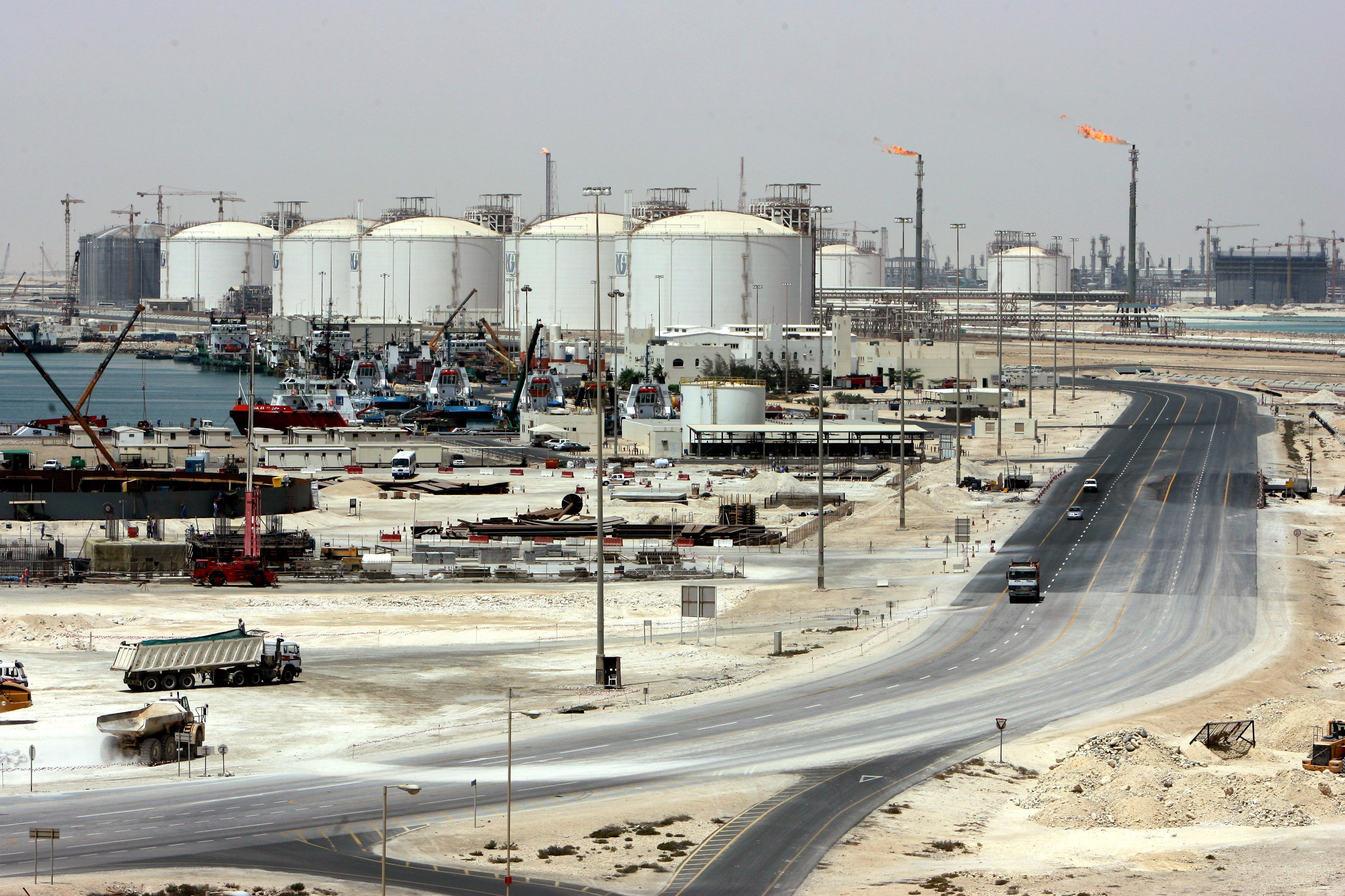 Nach angekündigter Vergeltung: Iran greift Gasanlagen in Katar und Saudi-Arabien an