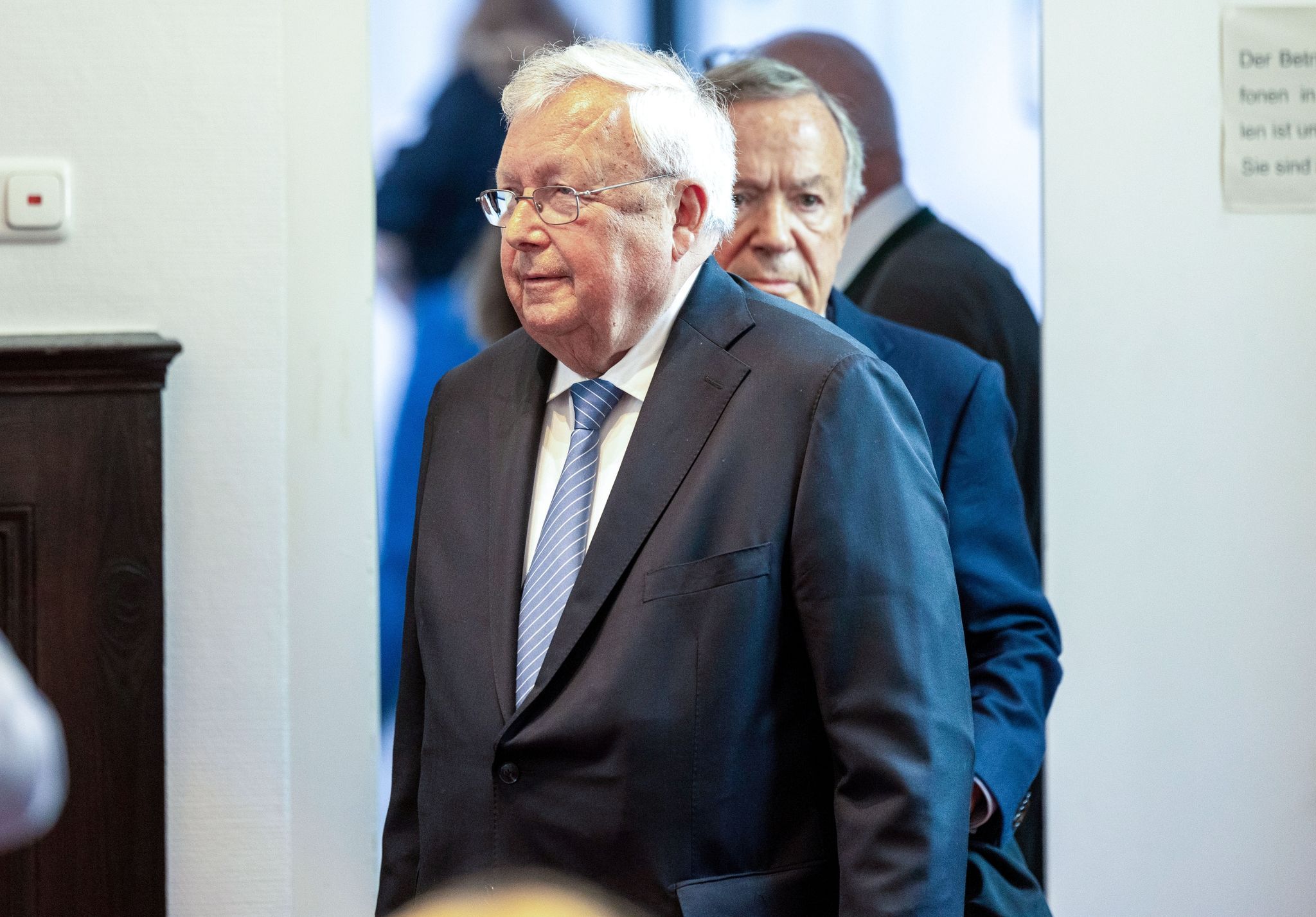 BGH zu Cum-Ex: Neue Prüfung zur Vermögenswerten von Ex-Warburg-Chef Olearius