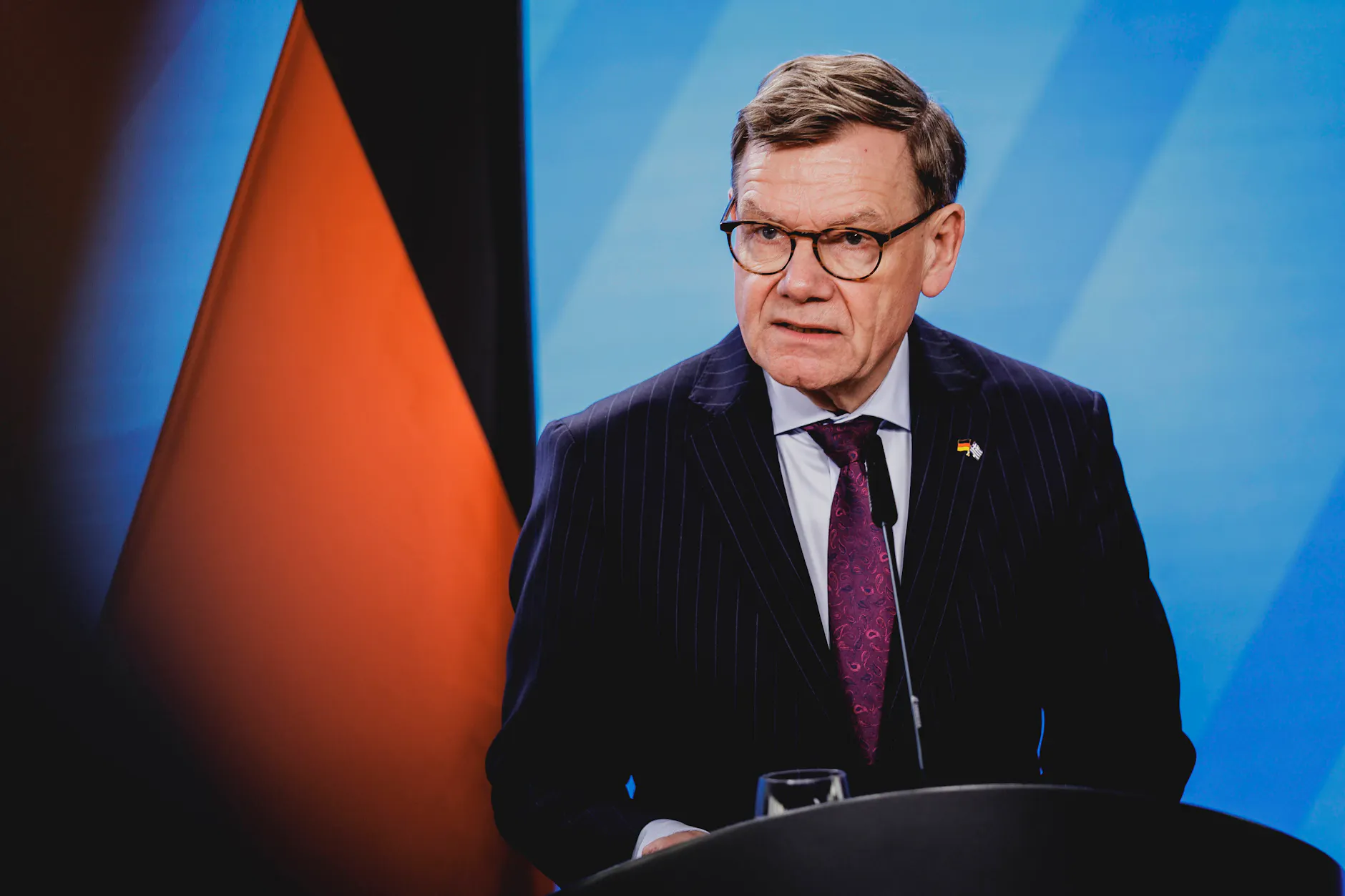 Bundesaussenminister Johann Wadephul drängt nach einem Plan für die politische Lage im Iran nach Ende des Krieges.