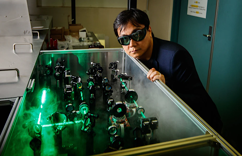 Projektleiter Dr. James Quach hat bei seiner Quantenforschung einen Durchbruch erzielt.