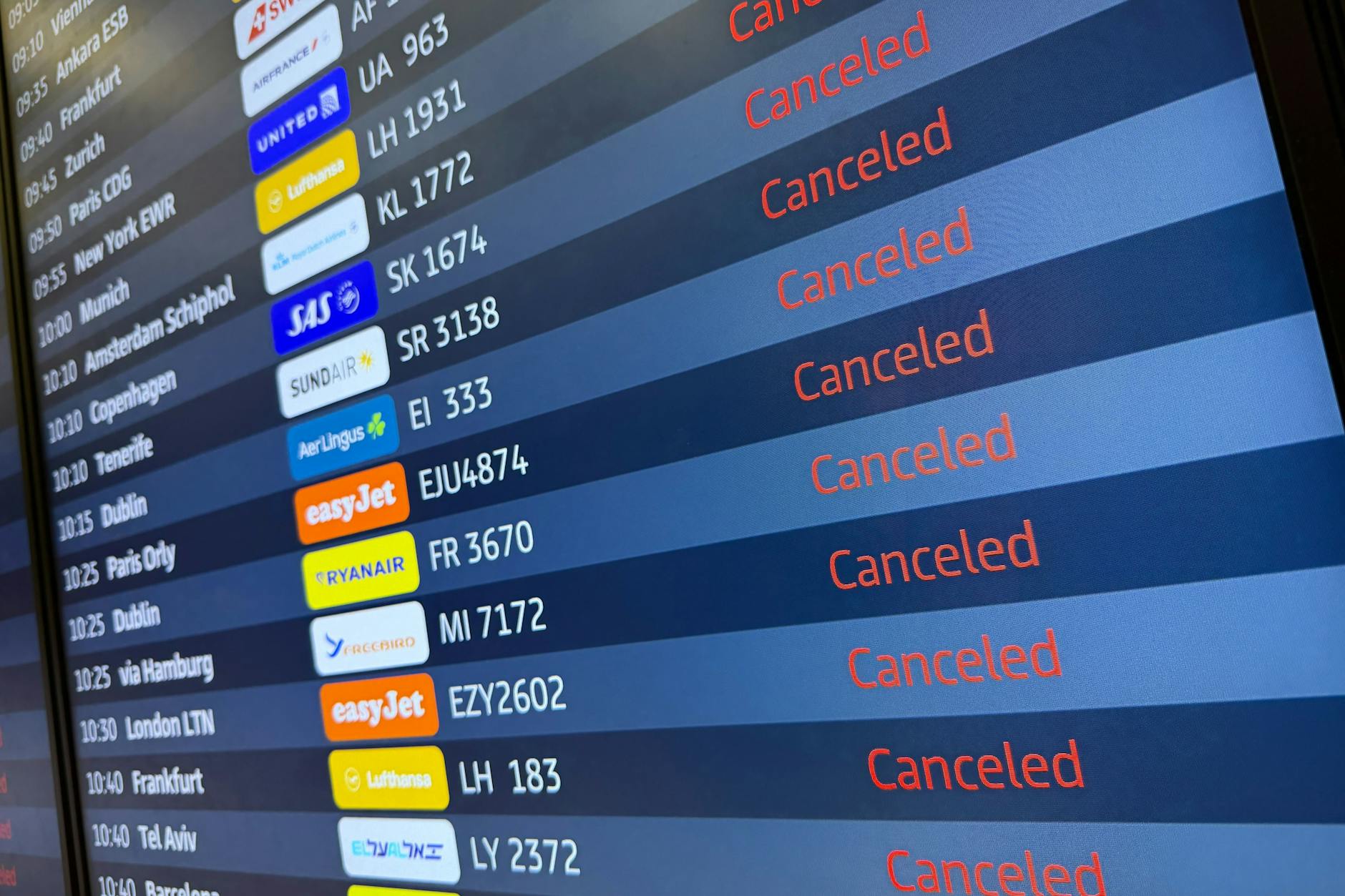 BER-Streik legt Flughafen lahm: Alle Flüge gestrichen