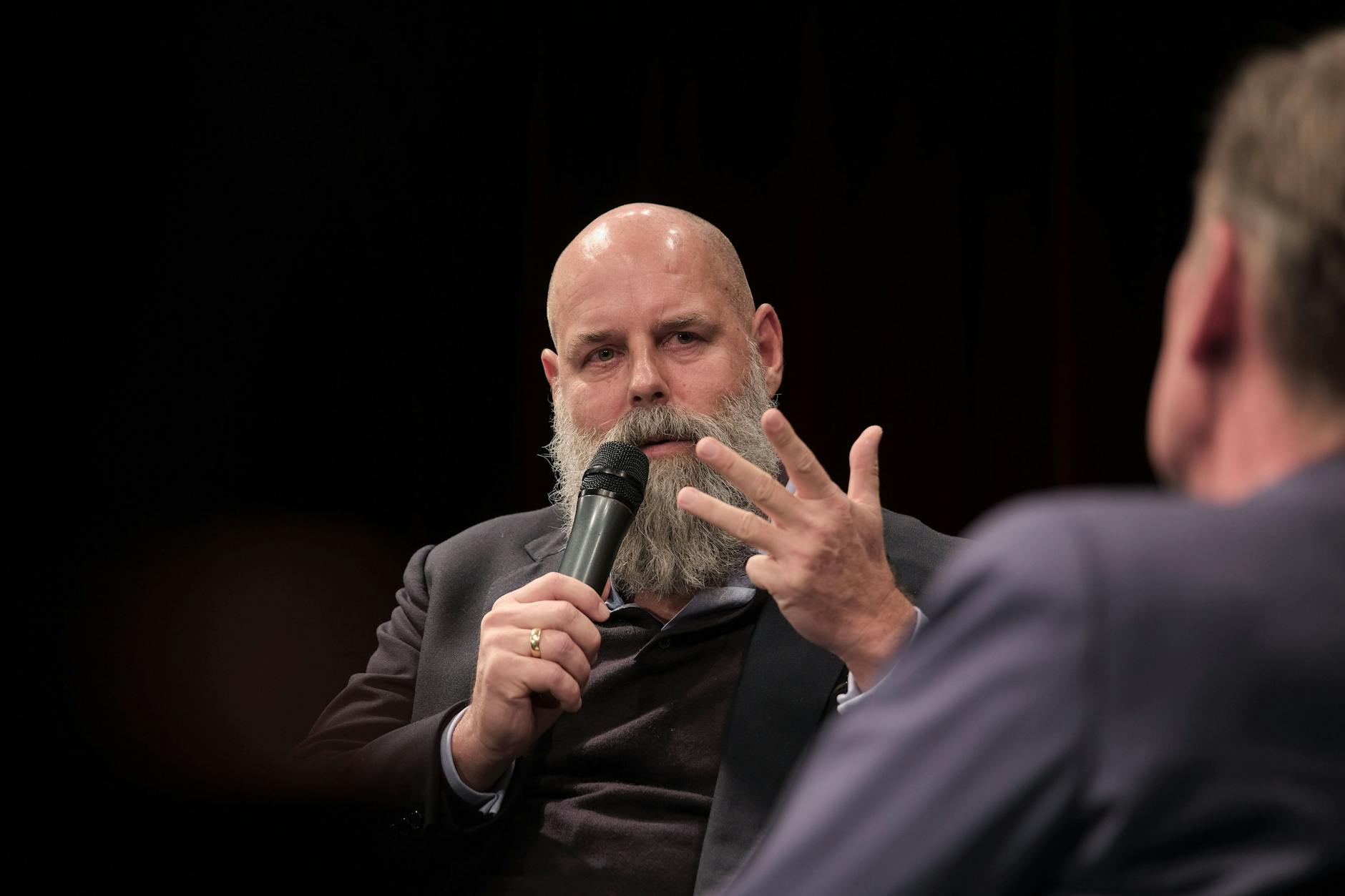 „Ost, West, Welt“: Holger Friedrich trifft auf die Weltbühne-Herausgeber