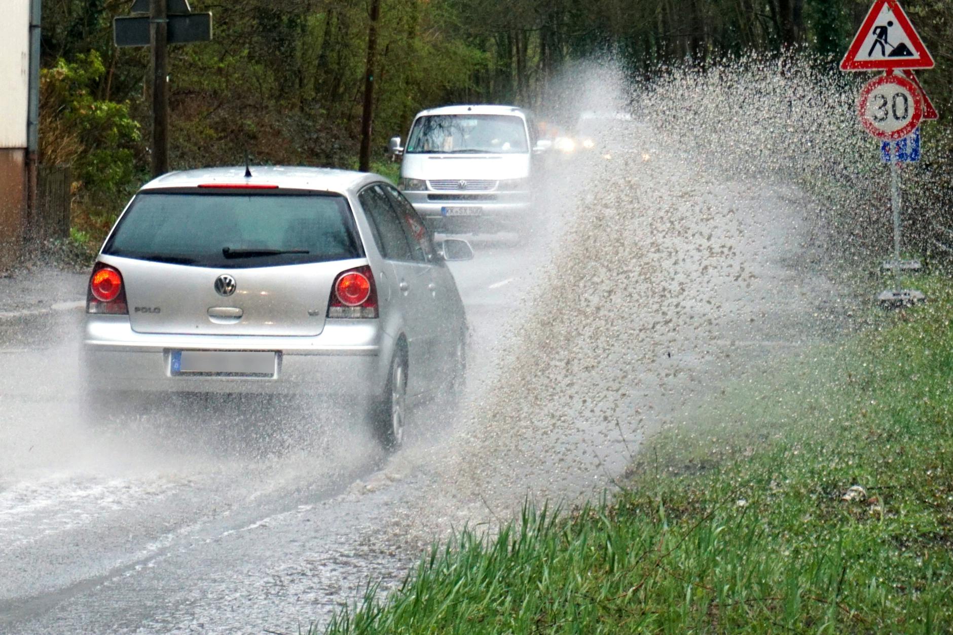 In der kommenden Woche könnte die Kälte zurückkommen und für heftige Graupelschauer sorgen.