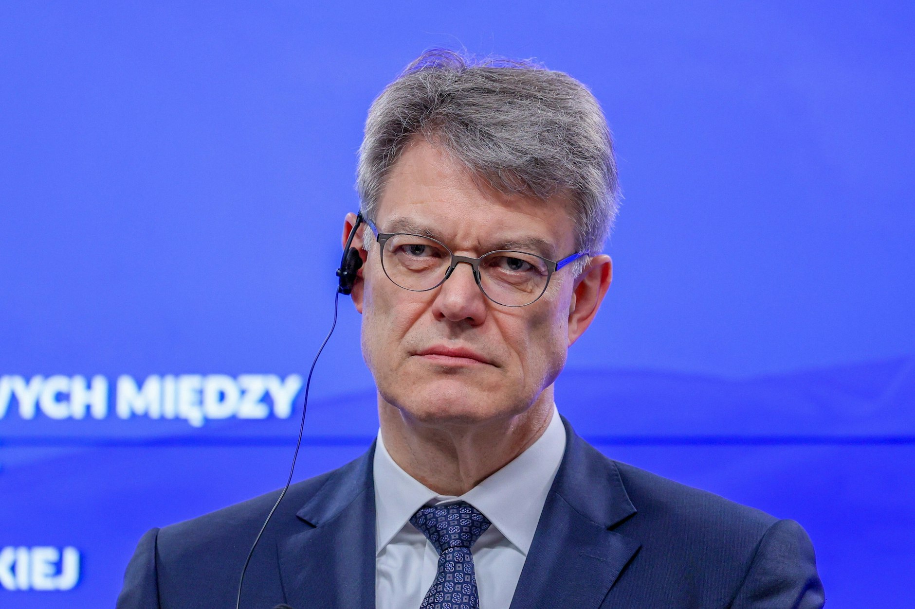 Bundesverkehrsminister Patrick Schnieder (CDU) will den Führerschein günstiger machen. Auf Kosten der Verkehrssicherheit?