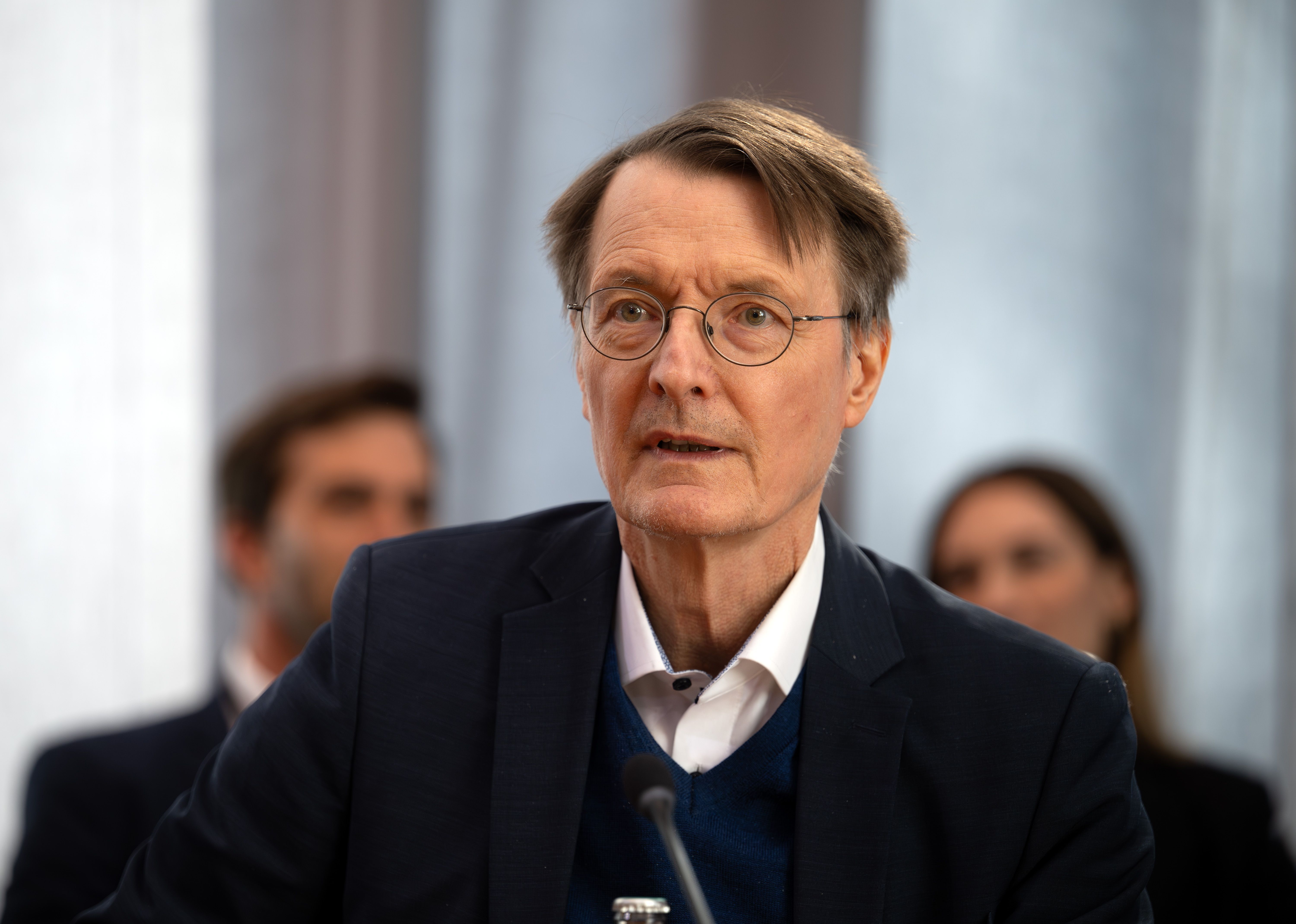 Karl Lauterbach zu Corona-Impfungen: „Es gibt keinen Turbokrebs“