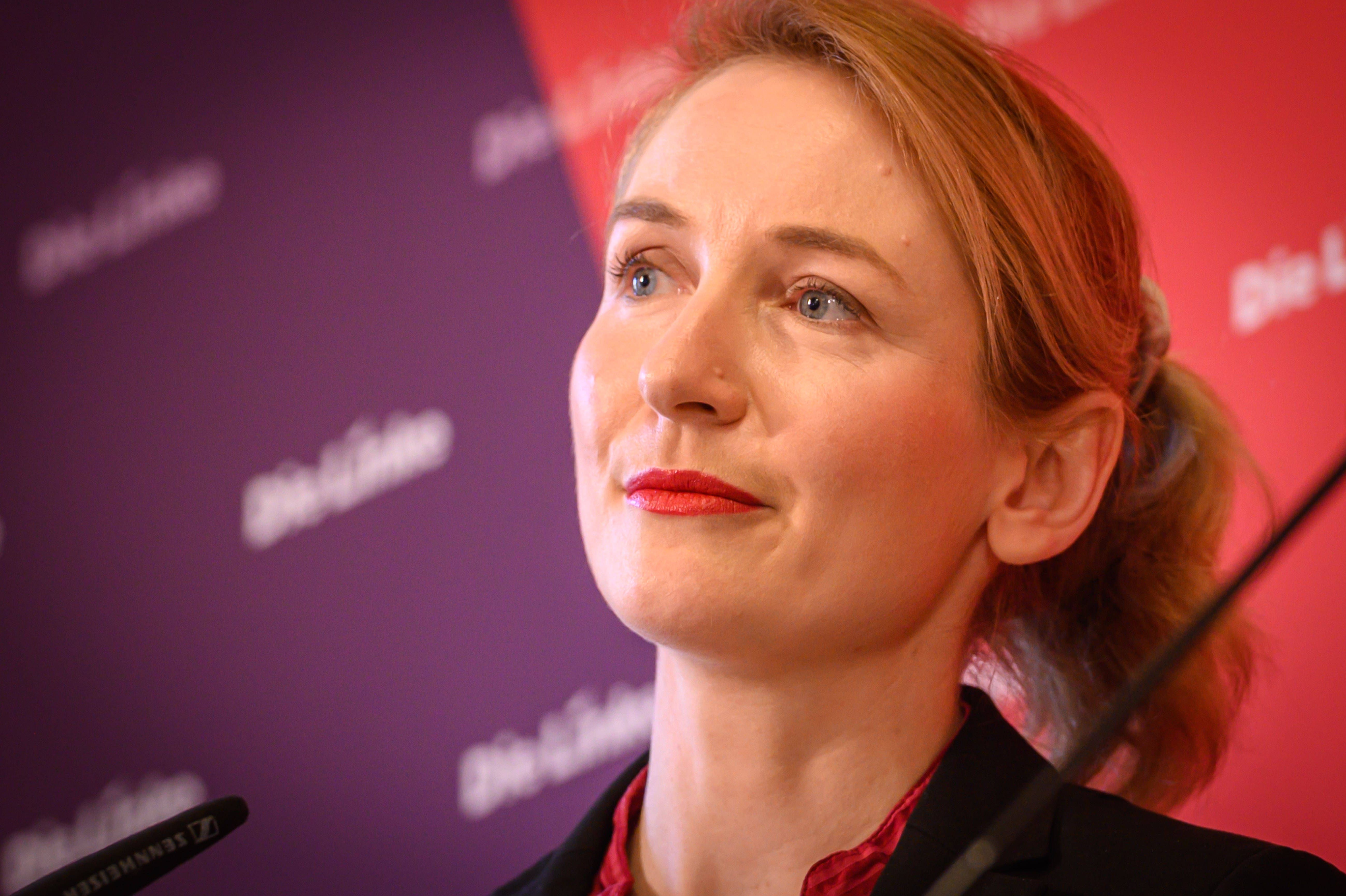 Markus Lanz grillt Linken-Chefin Ines Schwerdtner