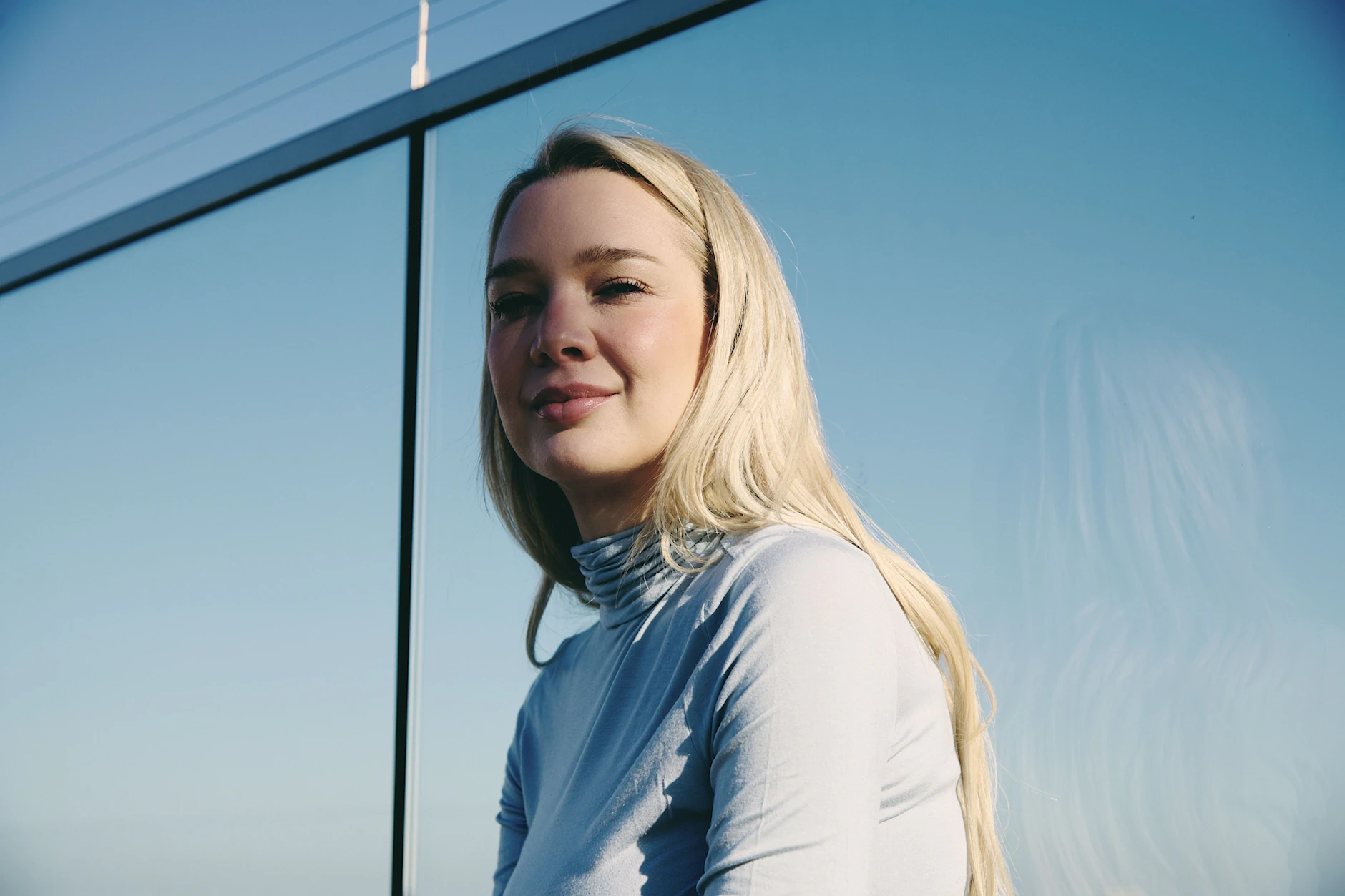 Emma-Isadora Hagen spricht im Interview spricht über die moderne Arbeitswelt und den Wandel klassischer Karrierewege.