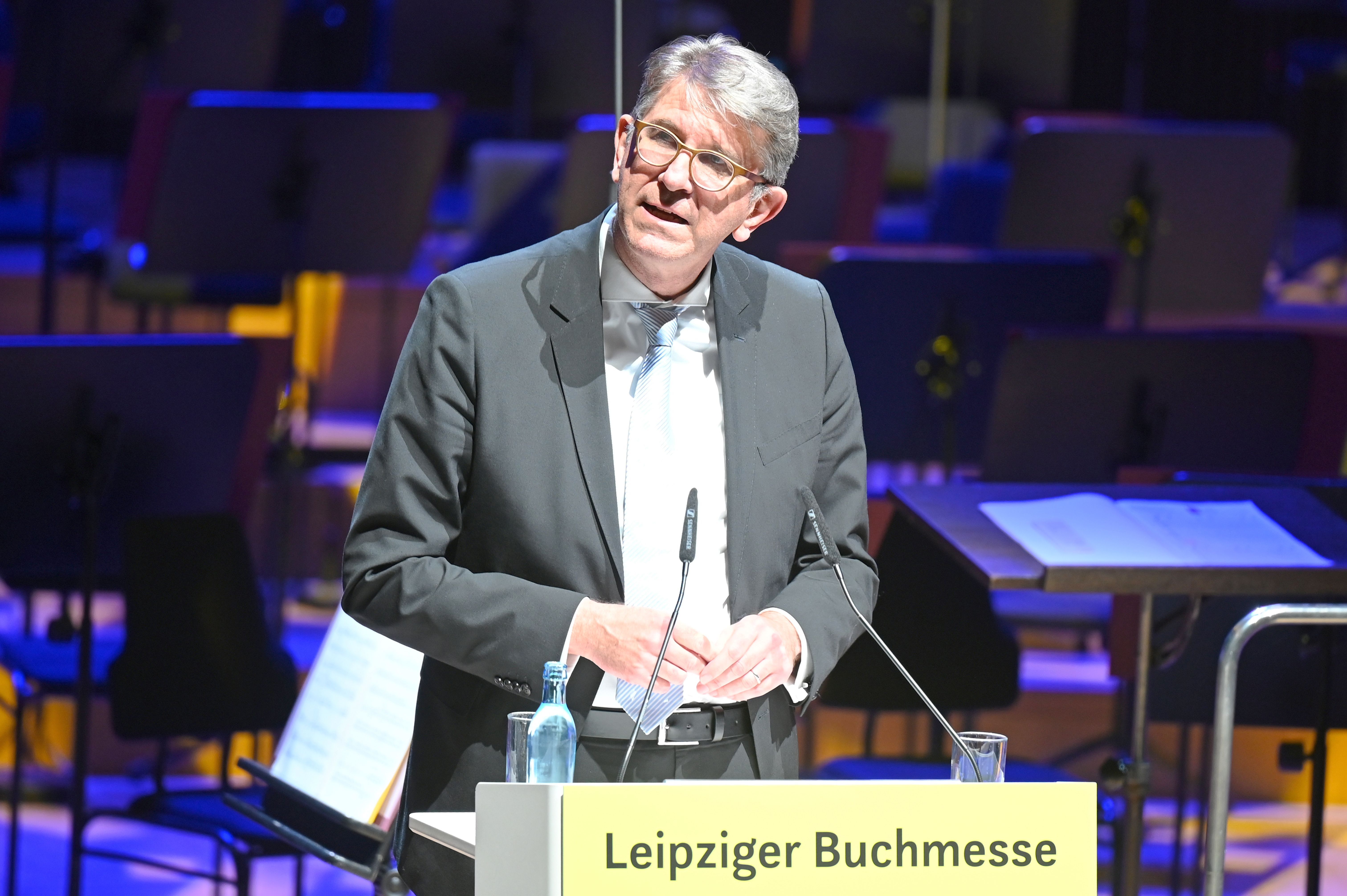 Buhrufe und Pfiffe: Wolfram Weimer bei der Buchmessen-Eröffnung in Leipzig