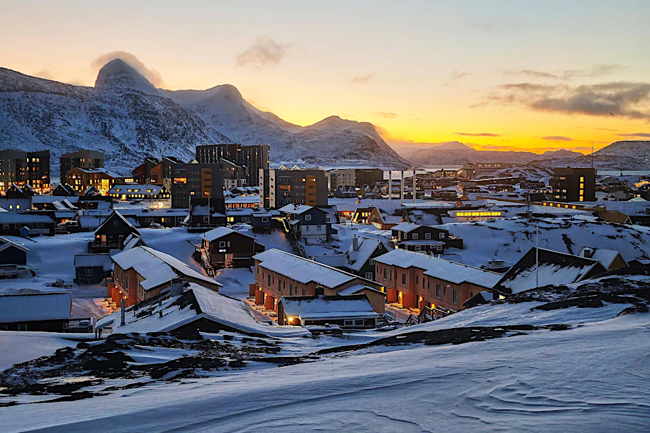 Sonnenaufgang über Nuuk, Grönland. Dänemark bereitete sich offenbar auf einen US-Militärschlag vor.