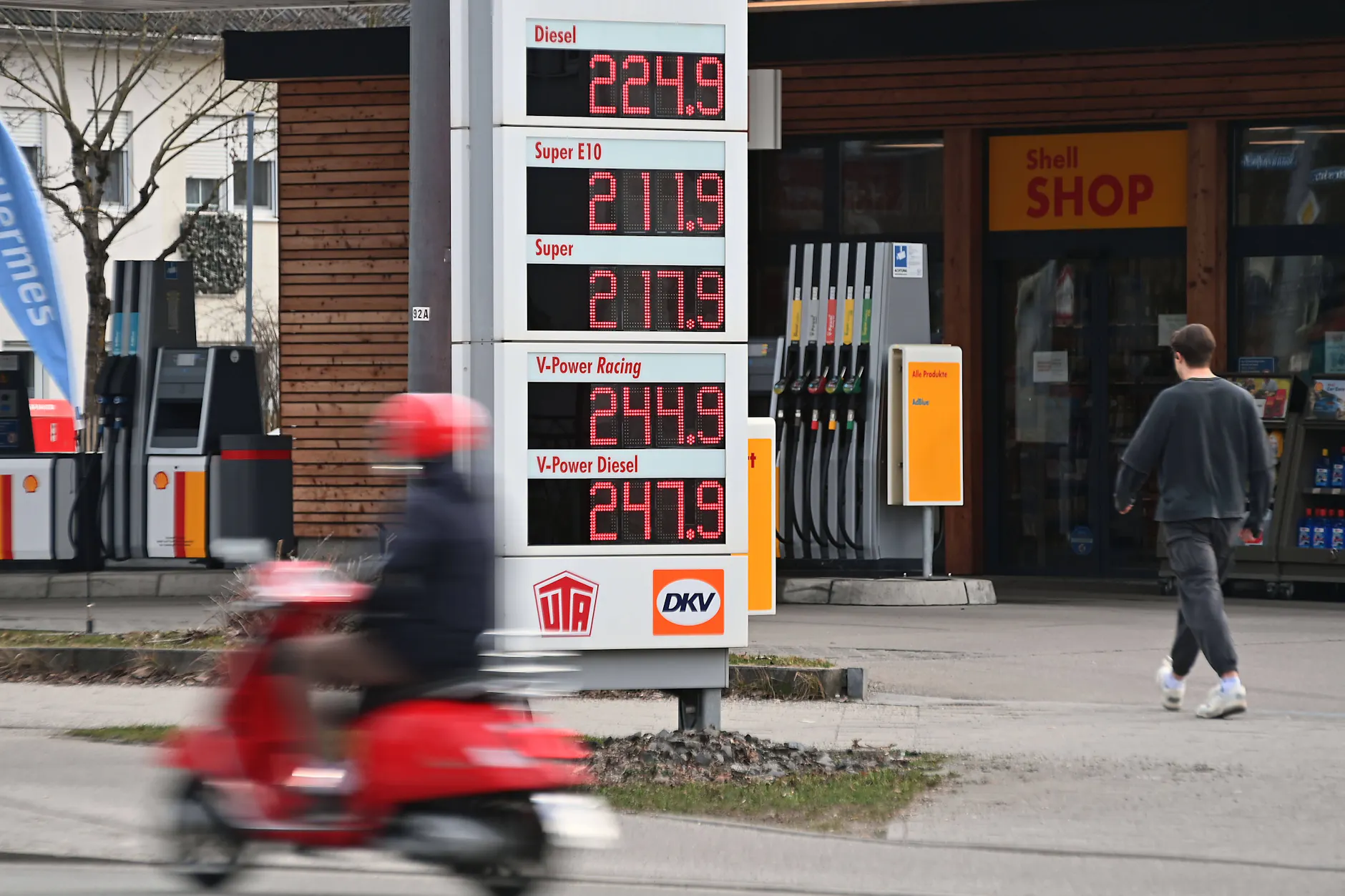 An deutschen Tankstellen sind die Preise in den vergangenen Wochen stark gestiegen.