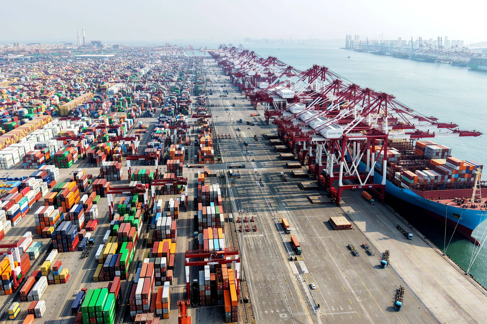 Rund 90 Prozent des globalen Handels verlaufen über Seewege. Ein Drittel davon durch strategisch kritische Engpässe.