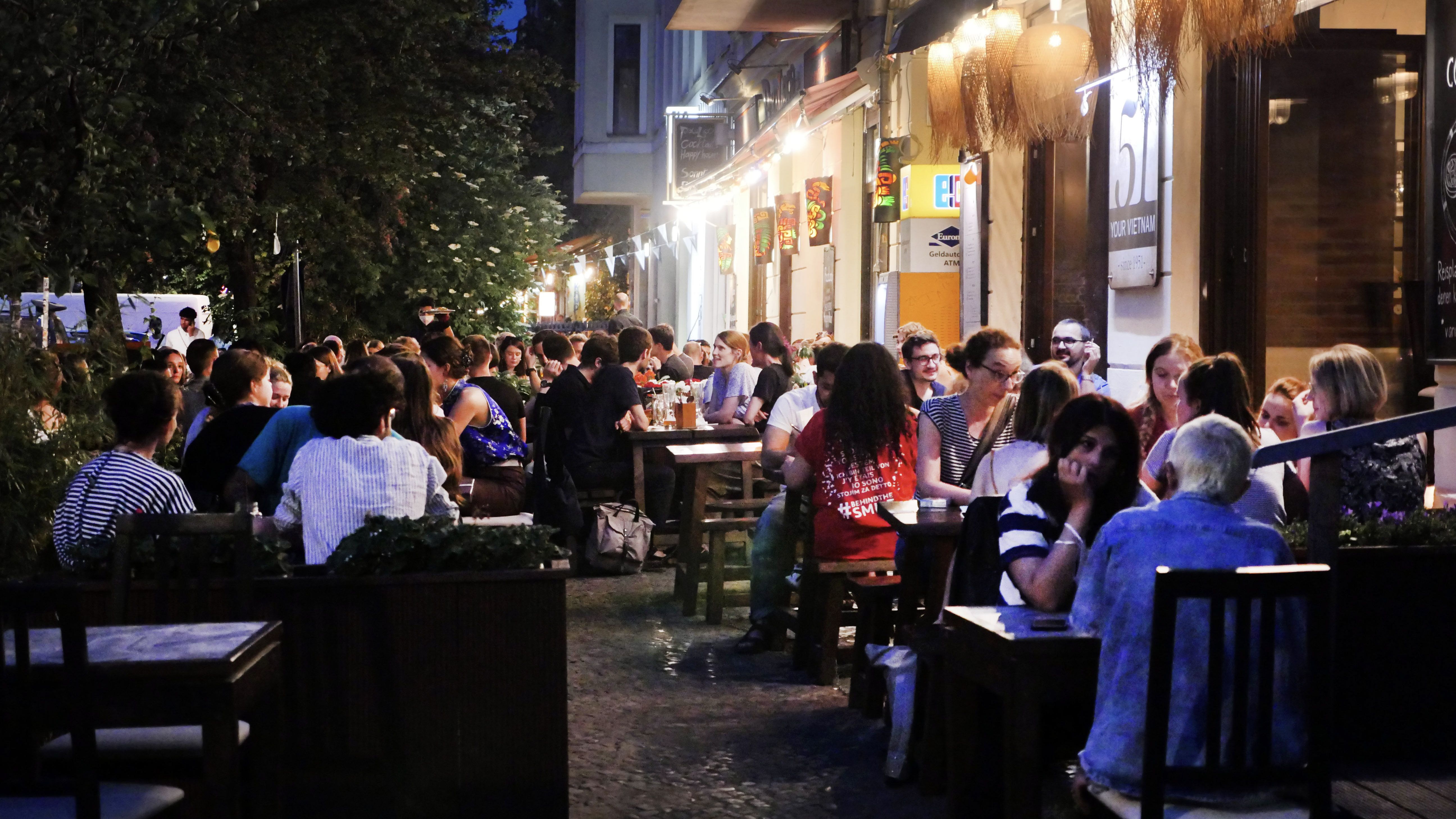 Image - Berlin prüft neue Öffnungszeiten für Außengastronomie