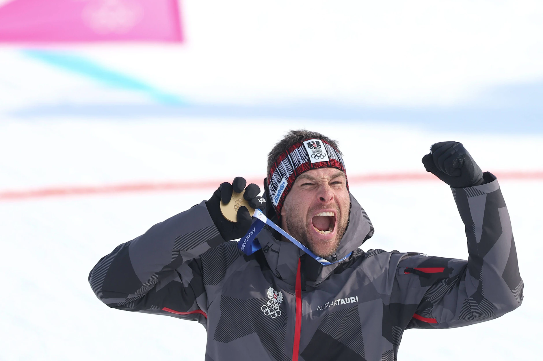 Benjamin Karl ist einer der besten Snowboardfahrer der Welt. Zuletzt gewann er Gold bei Olympia in Italien.