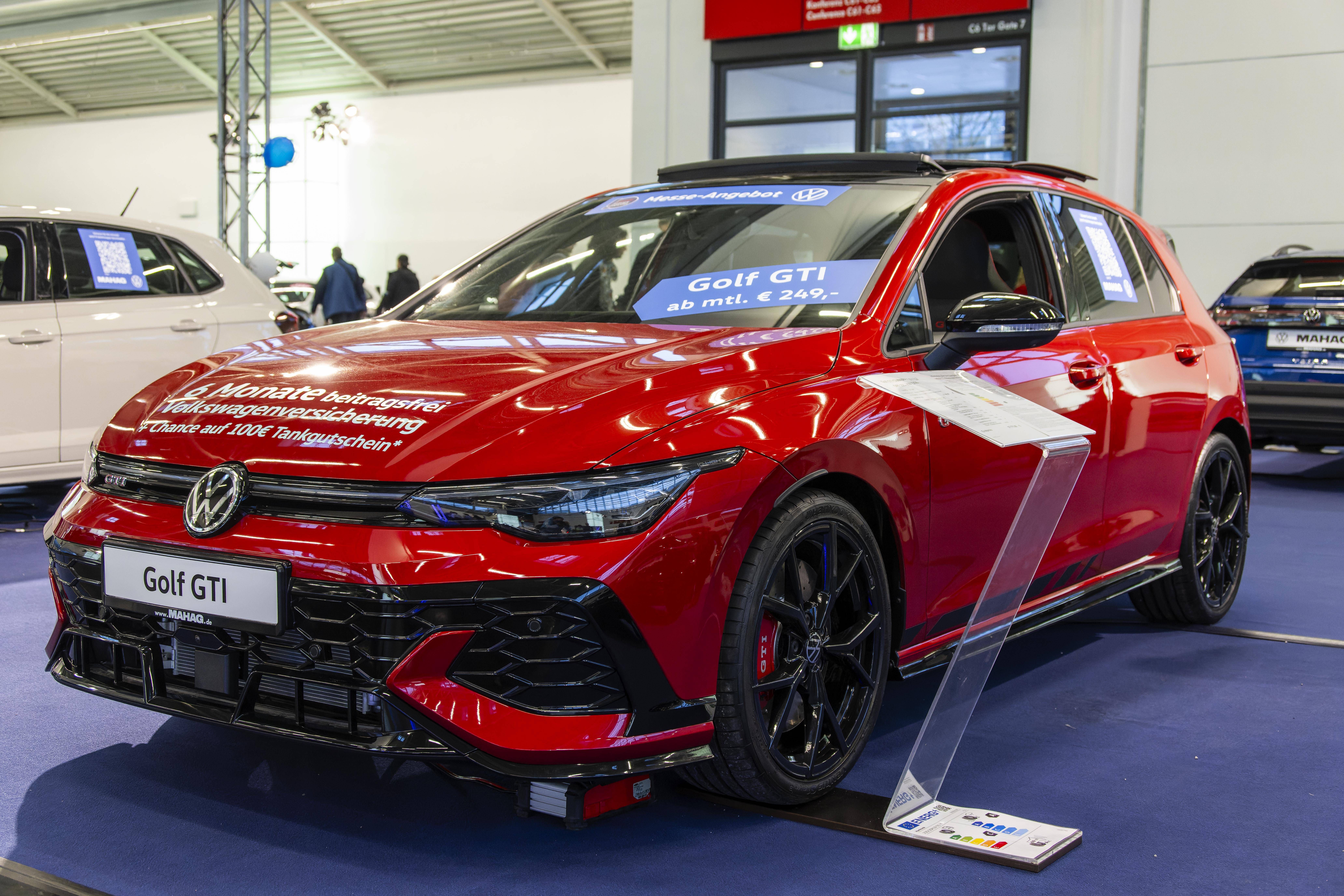 Gehalts-Kluft wächst: Wer sich den Neuwagen noch leisten kann