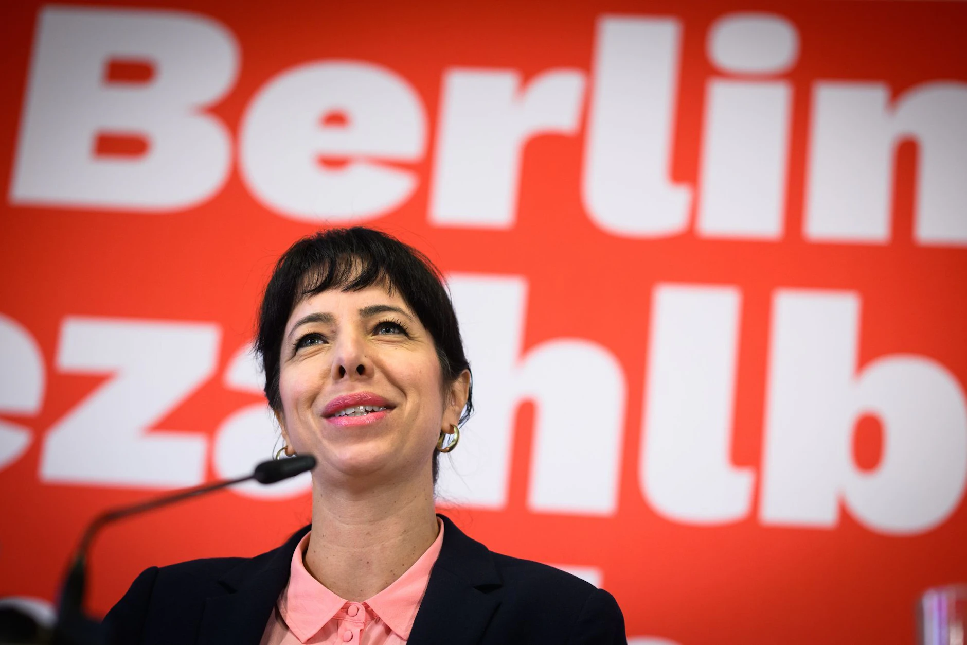 Elif Eralp, Spitzenkandidatin von Die Linke Berlin, kritisiert den Zionismus-Beschuss des niedersächsischen Landesverbands ihrer Partei.