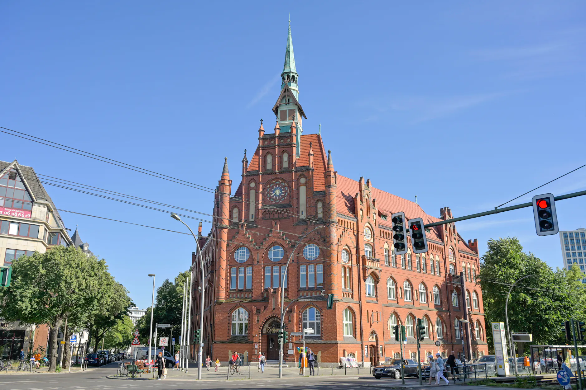 Die Linie soll auch am Rathaus Lichtenberg entlangführen.