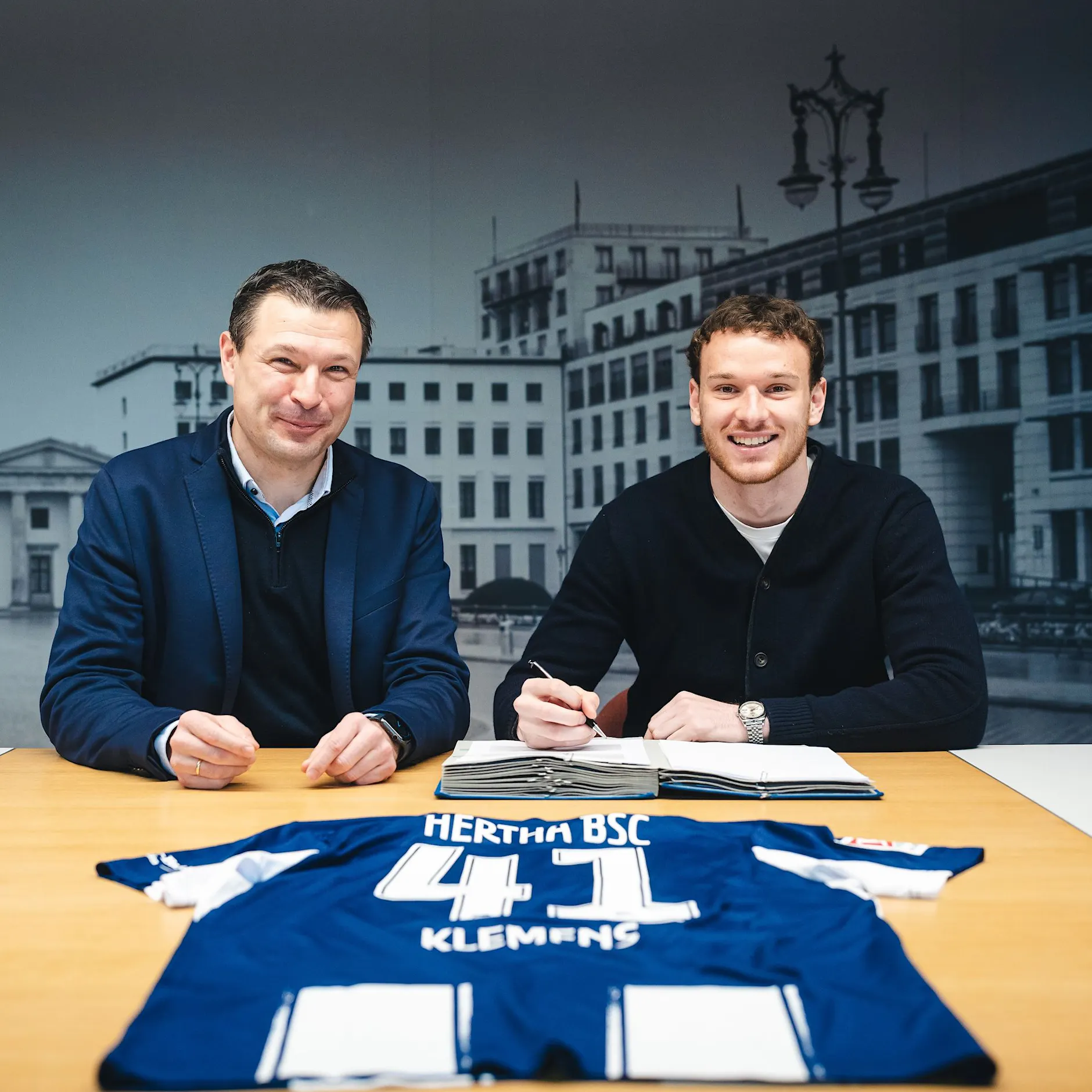 Klemens bleibt bei Hertha! Sein Papa macht es möglich