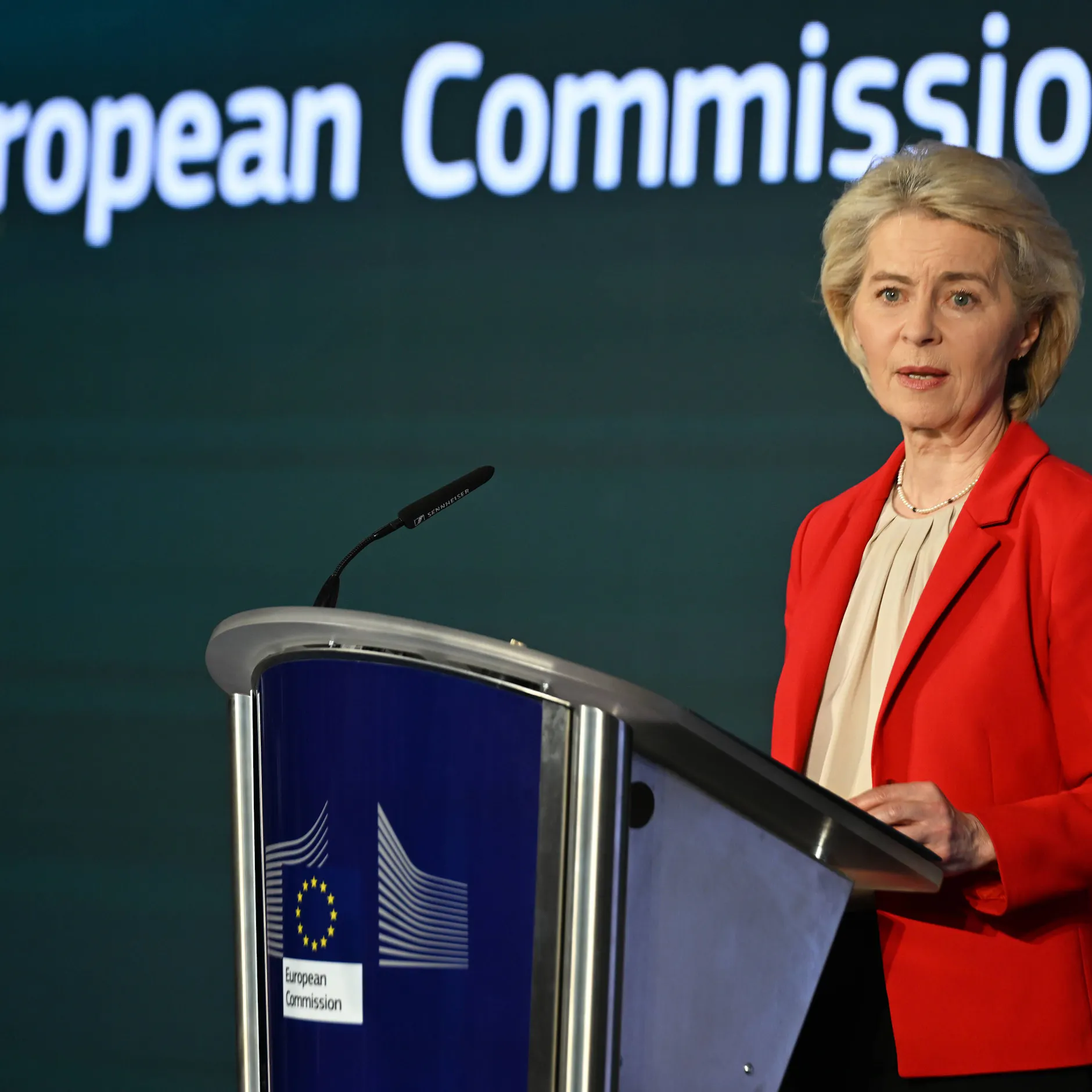 Image - EU kündigt nach Gipfel niedrigere Stromsteuern und Hilfen gegen Preisschock an