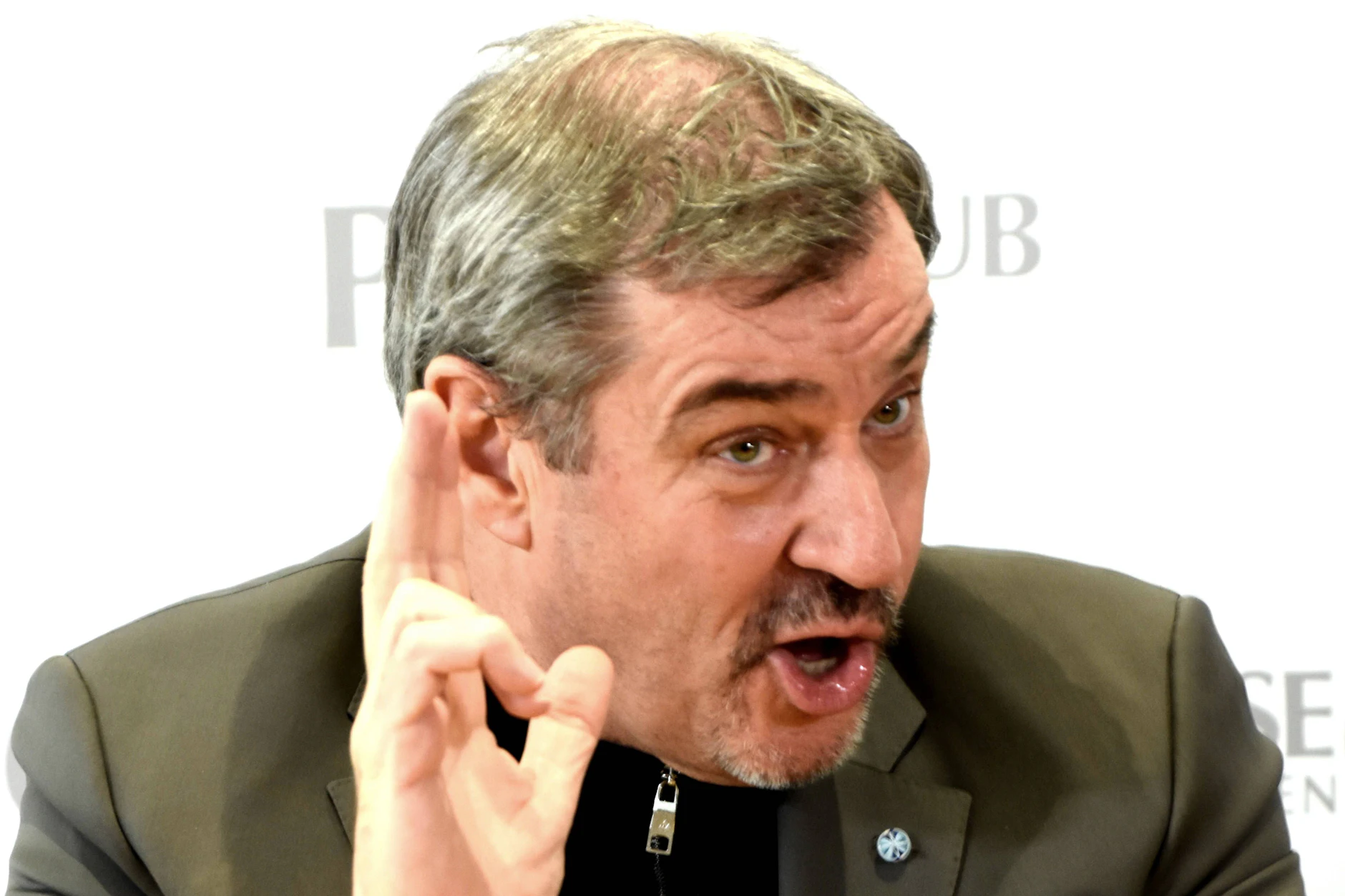 CSU-Chef Markus Söder ist in einem Video als "Hurensohn" beschipft worden.