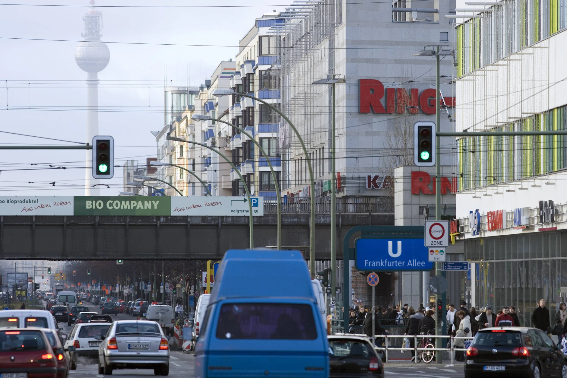 Die Linie soll unter anderem S+U Frankfurter Allee anfahren.