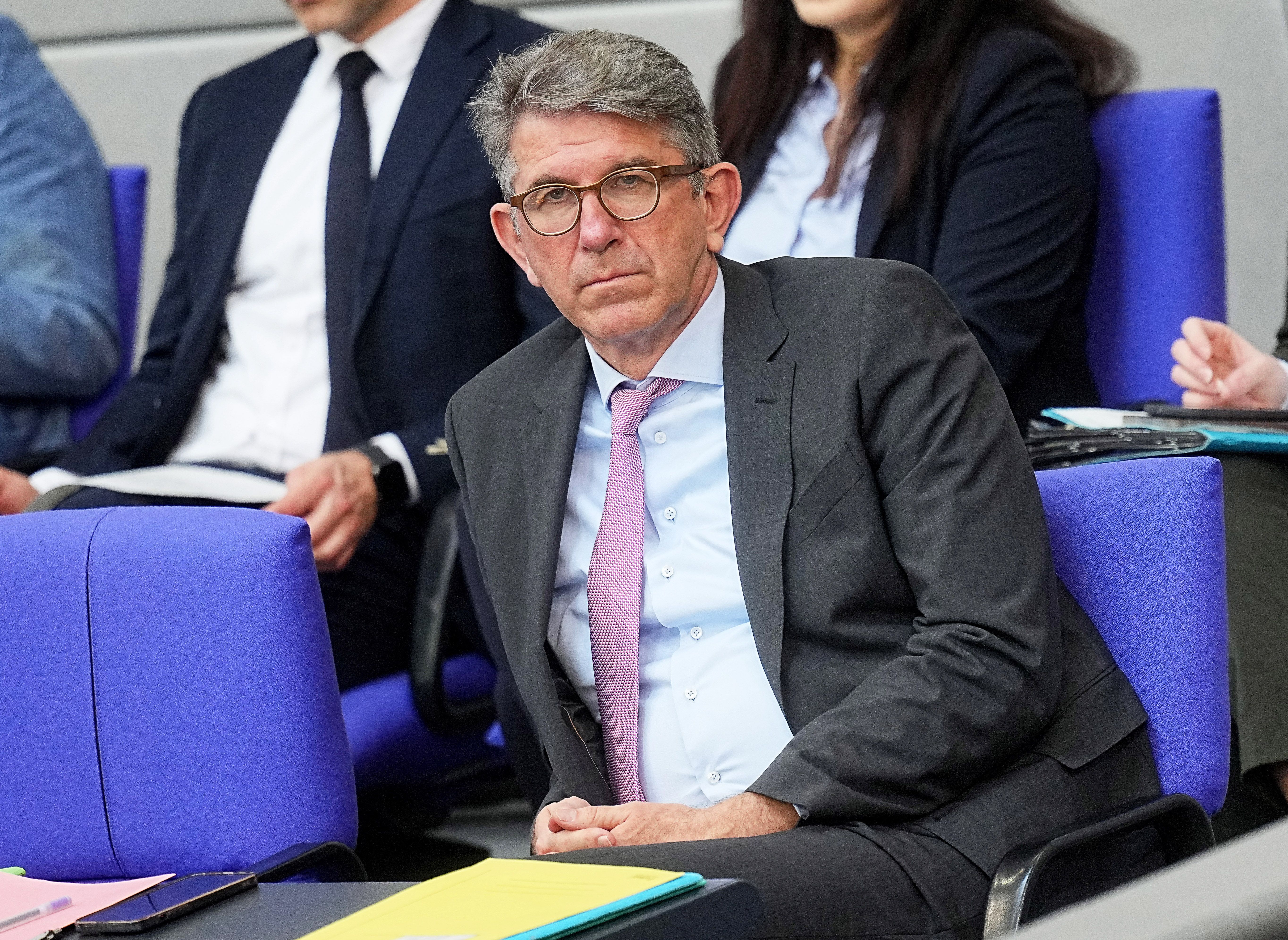 Image - Wolfram Weimer ist Thema im Bundestag: „Nehmen Sie Ihren Hut!“