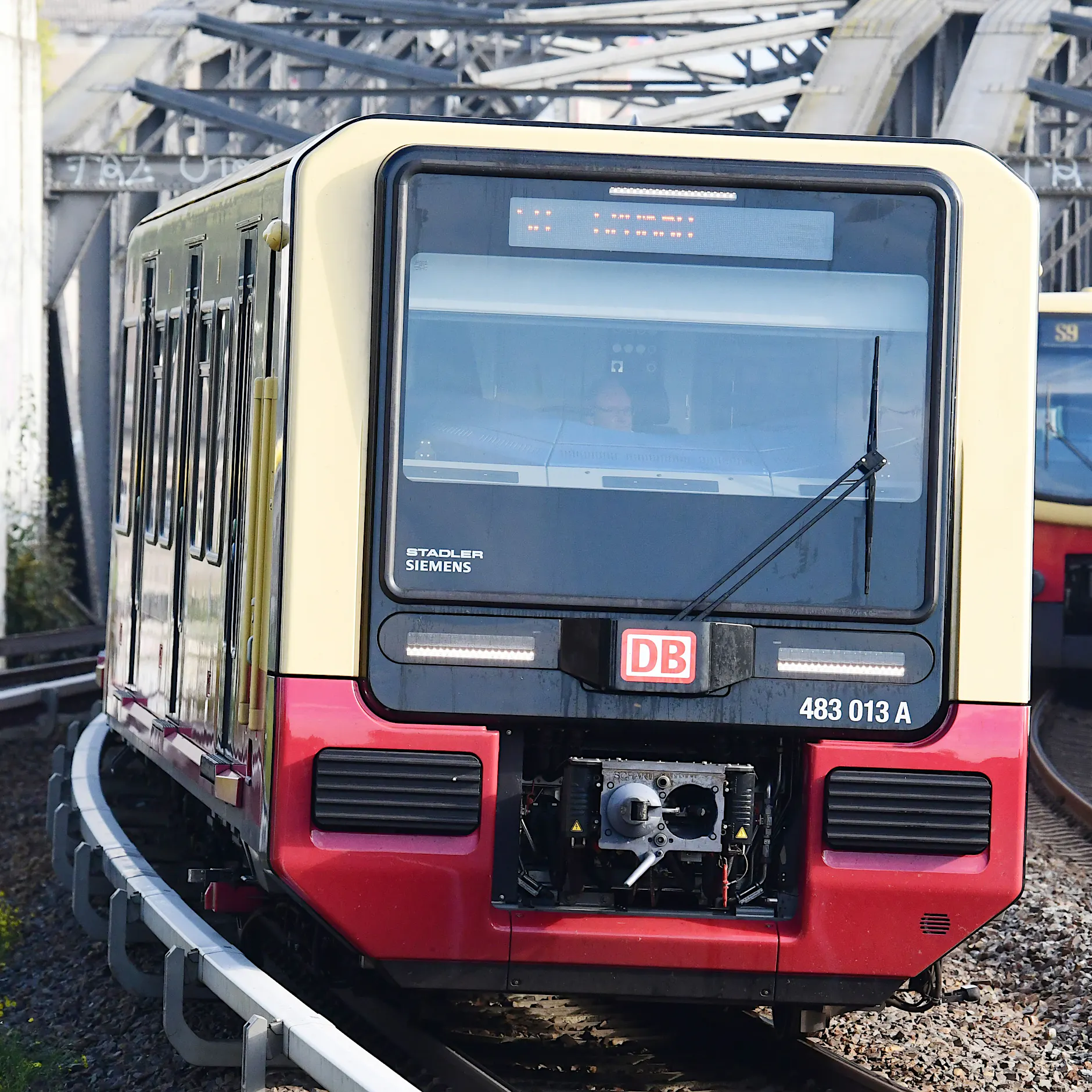 Berlin und Brandenburg führen ermäßigtes Deutschlandticket für Azubis ein
