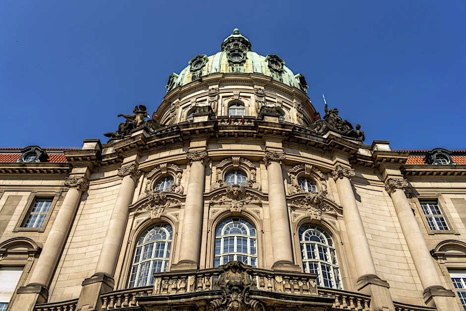 Das Potsdamer Rathaus: Drei Landeshauptstädte in den ostdeutschen Bundesländern werden von parteilosen Bürgermeistern regiert.