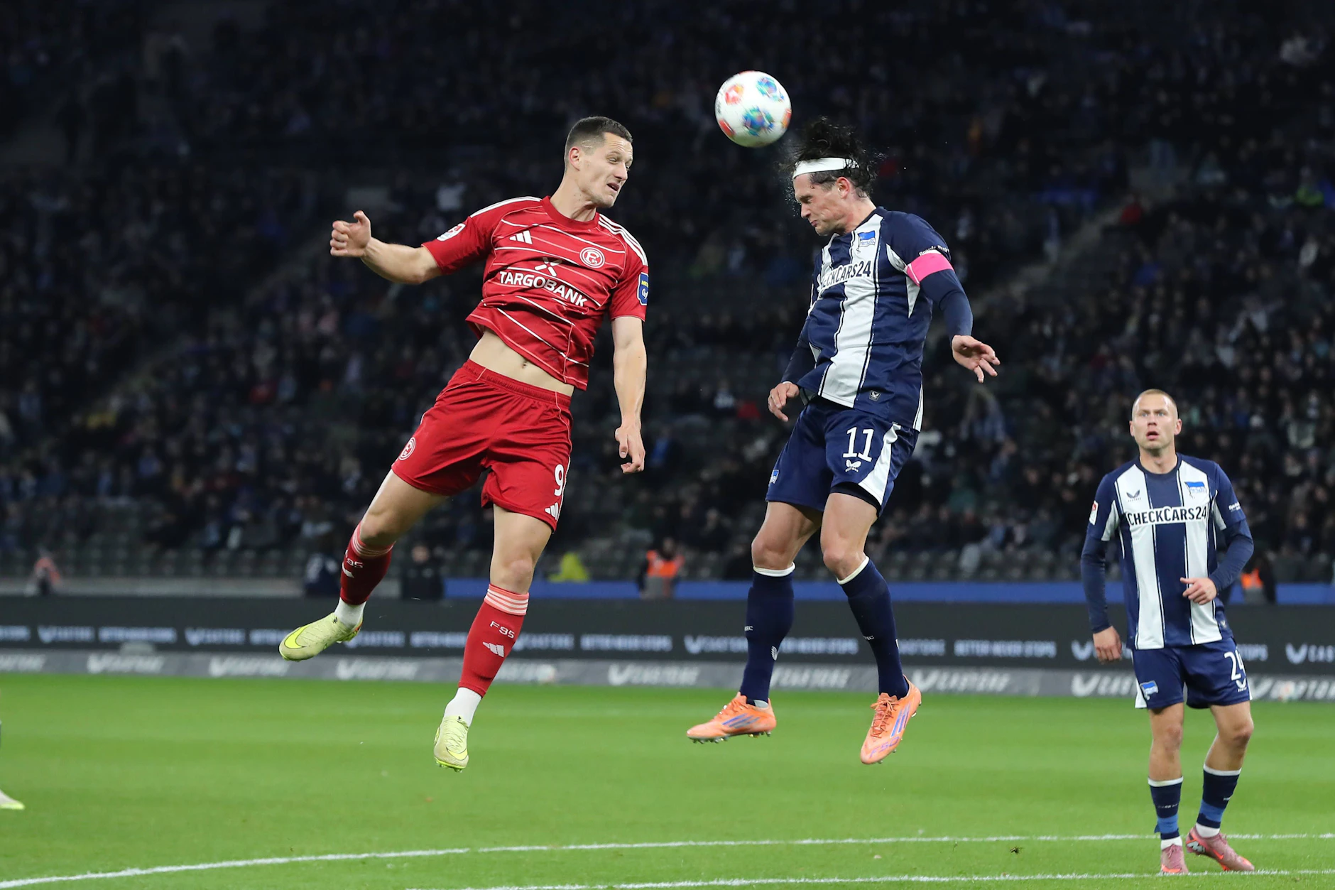 Herha BSC und Fabian Reese (r.) wollen in Düsseldorf siegen.