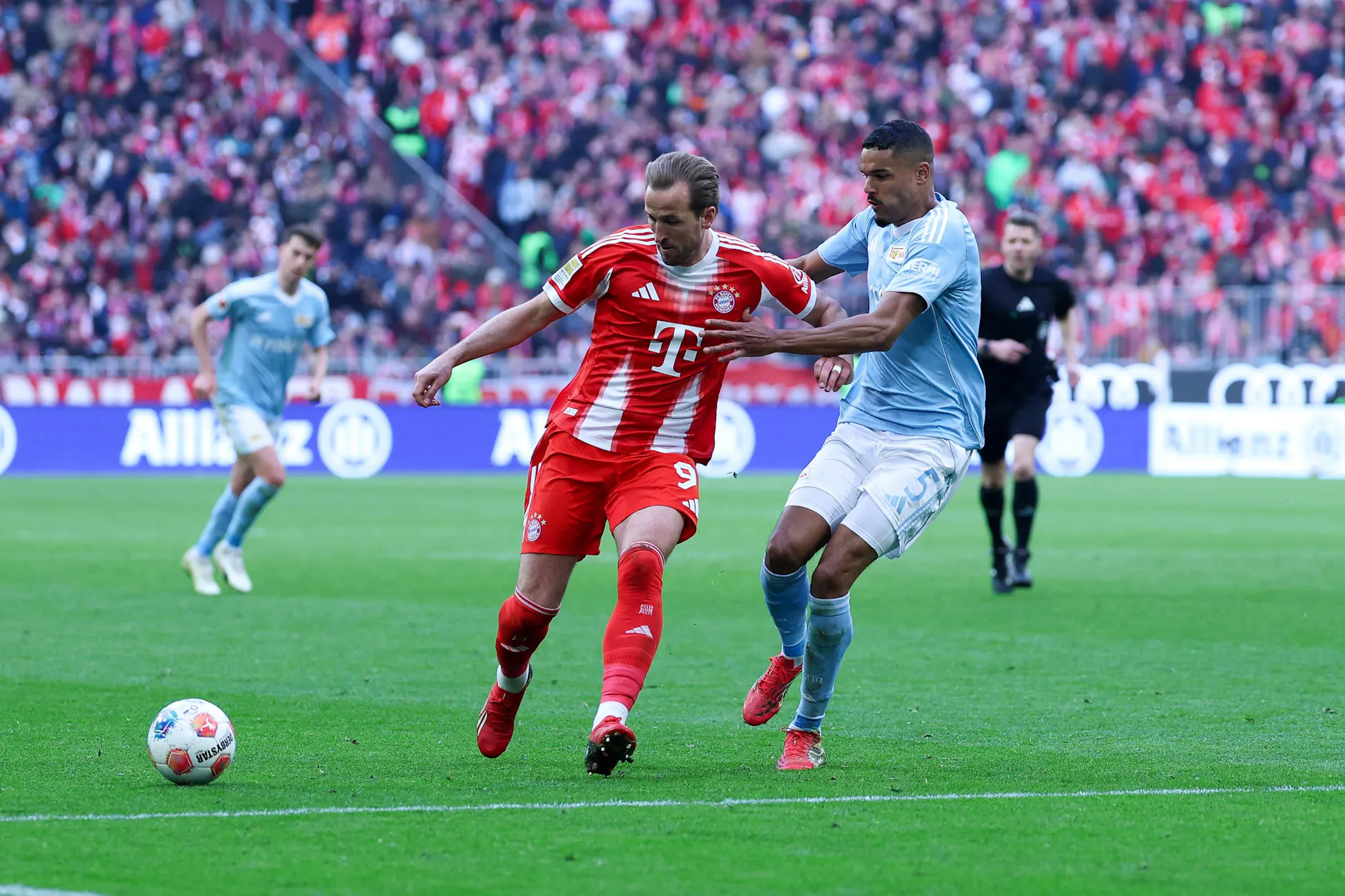 Harry Kane und die Stars des FC Bayern hatten gegen Union Berlin und Danilho Doekhi keine Mühe.