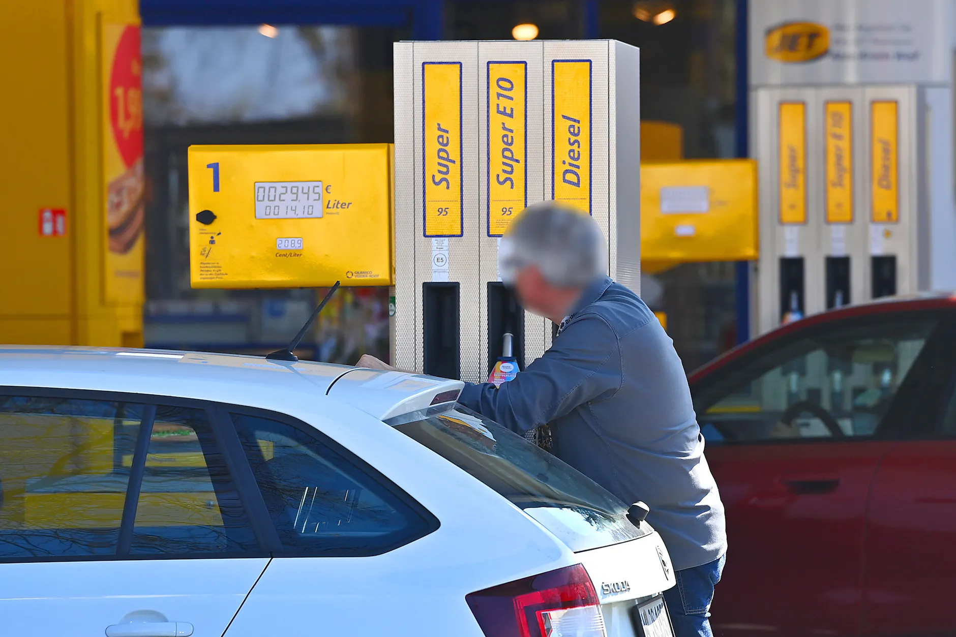 Kein Ende in Sicht: Fast täglich neue Höchststände beim Spritpreis.