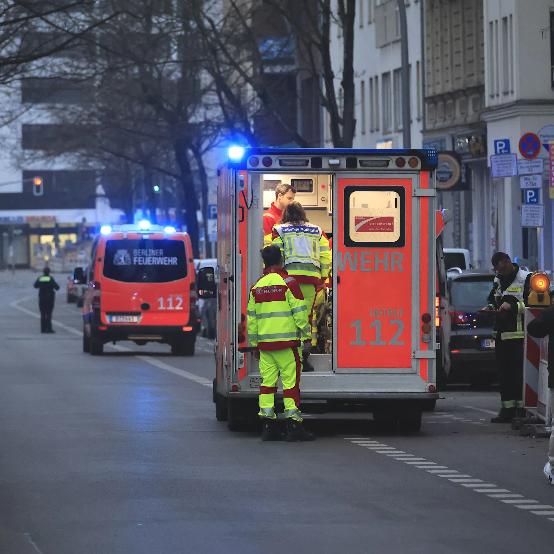 Schüsse in Berlin-Wilmersdorf: Mann vor Massagesalon schwer verletzt