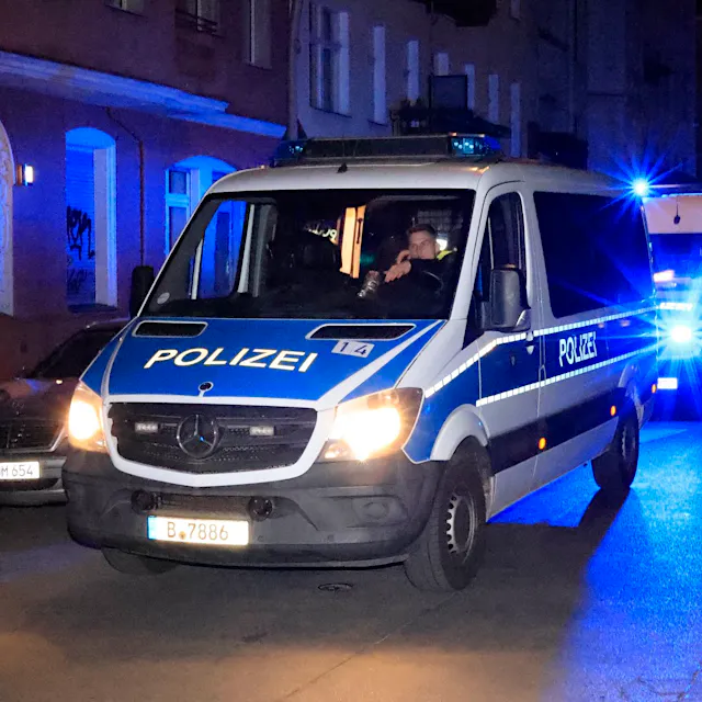 Schüsse in Schöneberg: Mann verletzt, Täter flüchtet