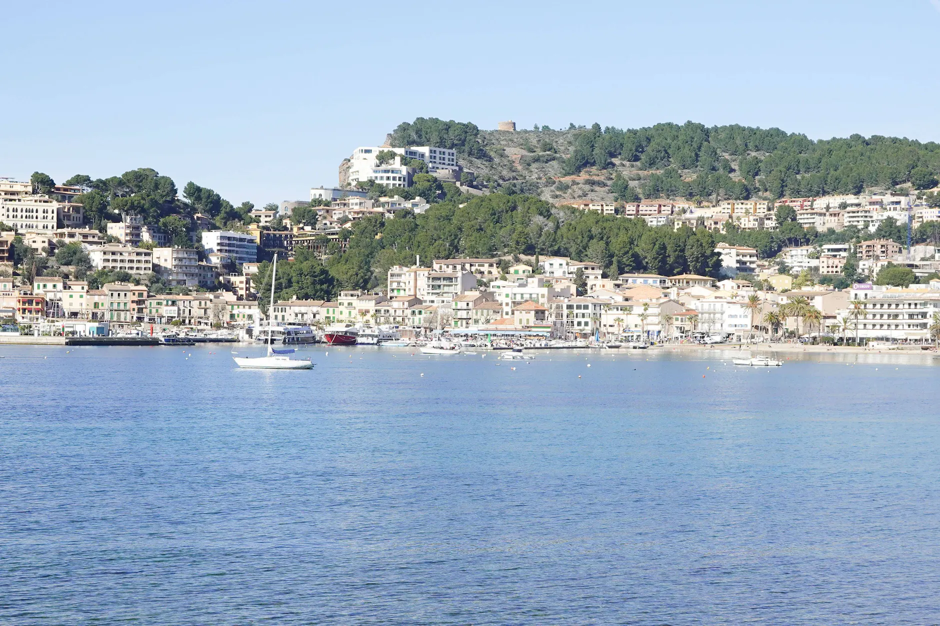 Viele Auswanderer wollen nach Spanien - man kann es ihnen nicht verübeln. Trotzdem war das Land 2024 nicht as beliebteste Land bei Auswanderern aus Deutschland.