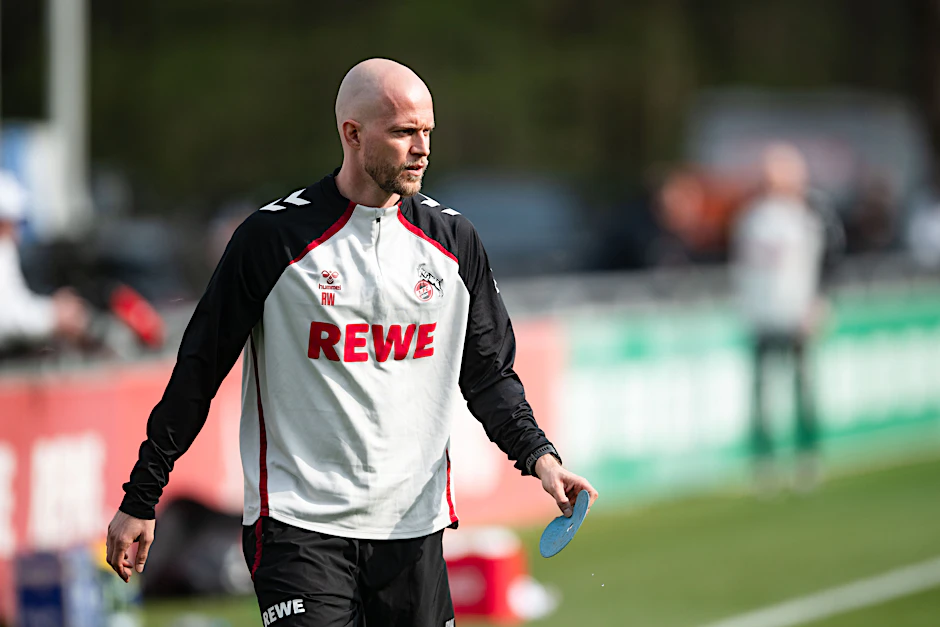 Am Montagnachmittag leitete der ehemalige Union-Co-Trainer René Wagner erstmals in Funktion als Cheftrainer das Training des abstiegsbedrohten 1. FC Köln.