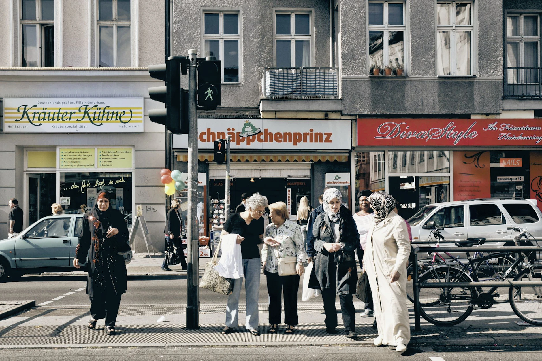 Was, wenn man sich nie ganz erlaubt anzukommen?