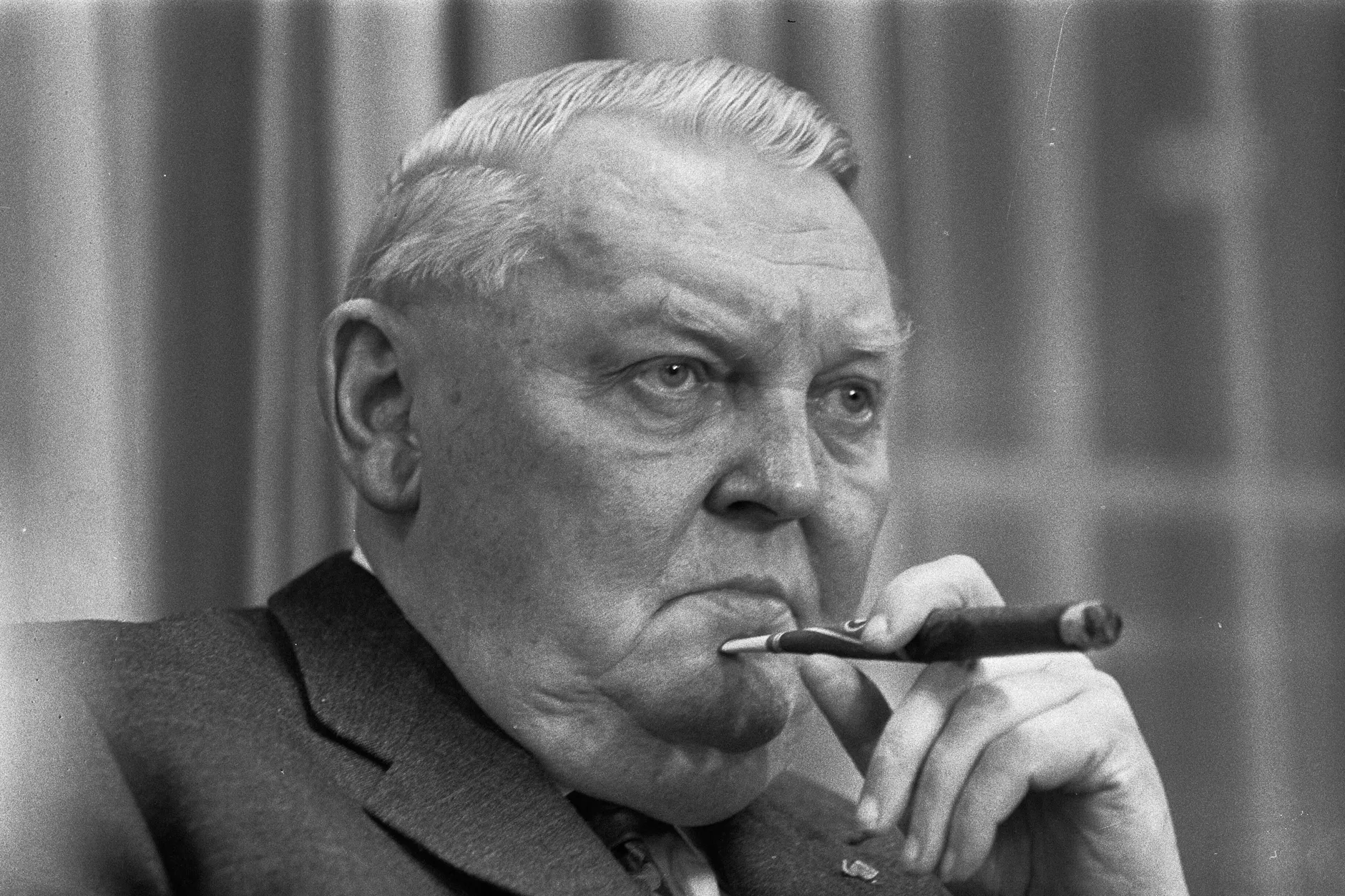 Ludwig Erhard, Architekt der sozialen Marktwirtschaft und Bundeskanzler von 1963 bis 1966, setzte auf Ordnung statt Staatslenkung.