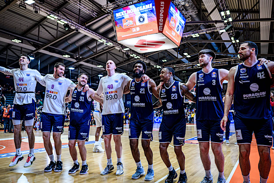 Derbysieg am 25. Spieltag: Dem Syntainics MBC gelingt bei Science City Jena die Revanche für die Hinspielniederlage.