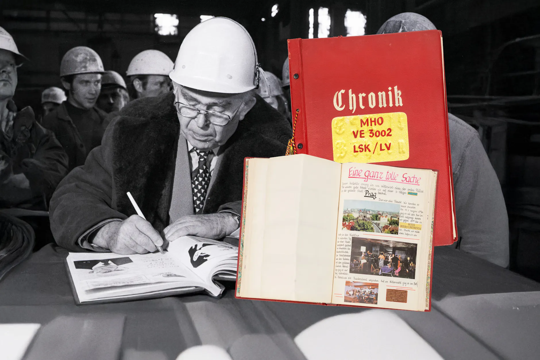 Erich Mückenberger, SED-Politbüromitglied, trägt sich bei einem Besuch des Schwermaschinenbau-Kombinat Ernst Thälmann in Magdeburg in ein Brigadetagebuch ein. Viele der Bücher aus der DDR-Zeit schlummern heute im DDR Museum Berlin.