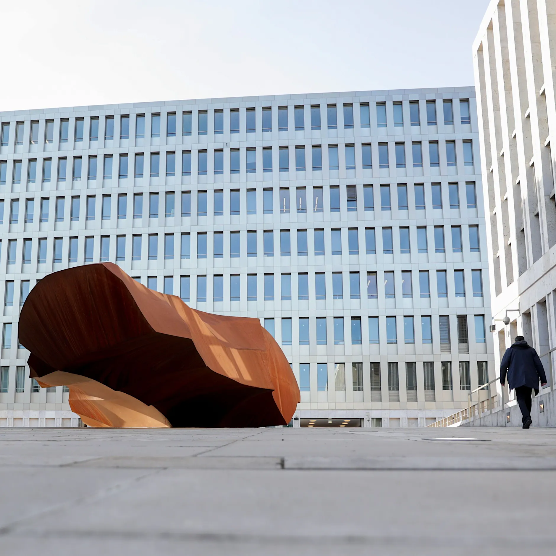 Behörde statt Bond: Warum der BND im Ausland (fast) nichts darf