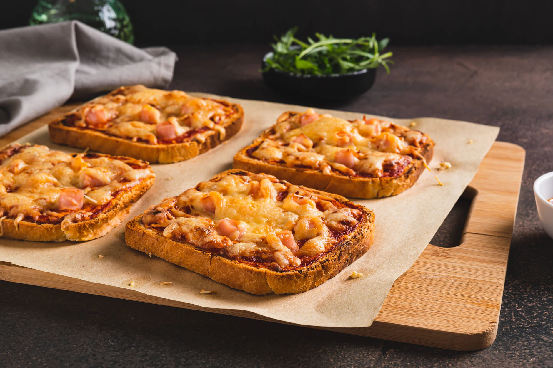 Hackfleischtoast aus der DDR: So geht die geniale Karlsbader Schnitte